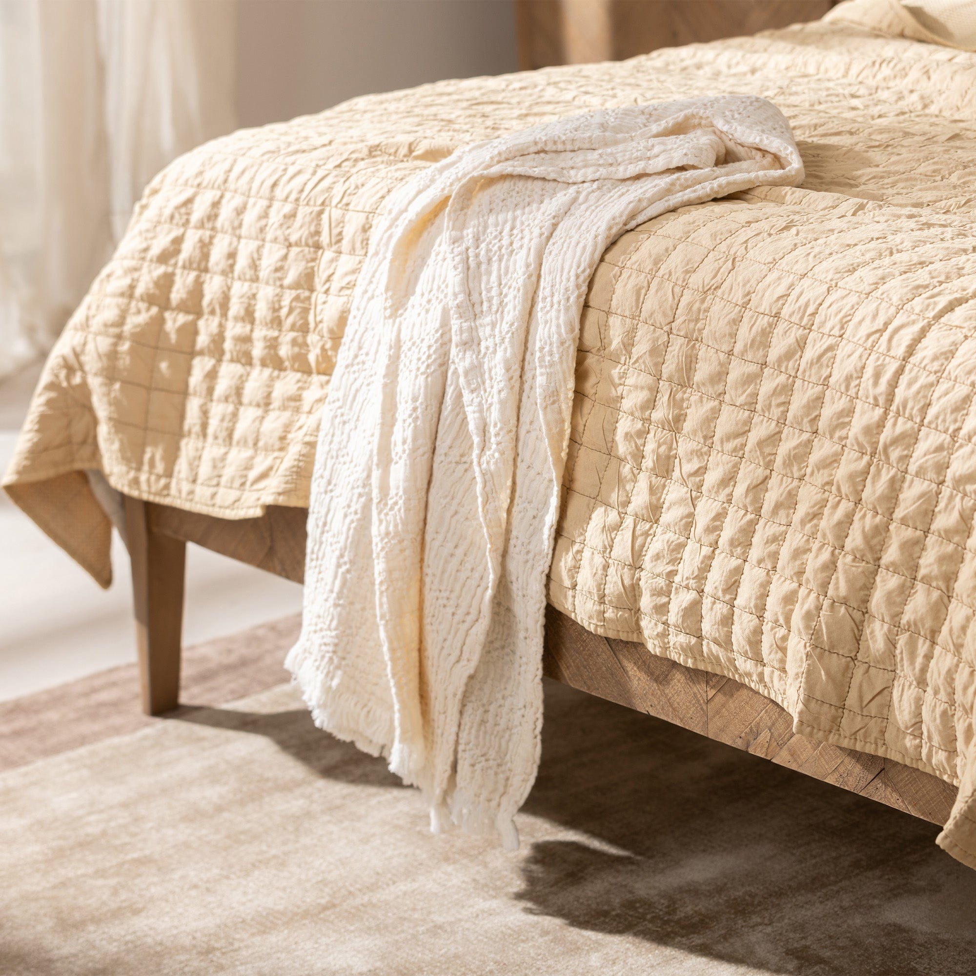 Brookhaven - Bed Frame 150cm (King)