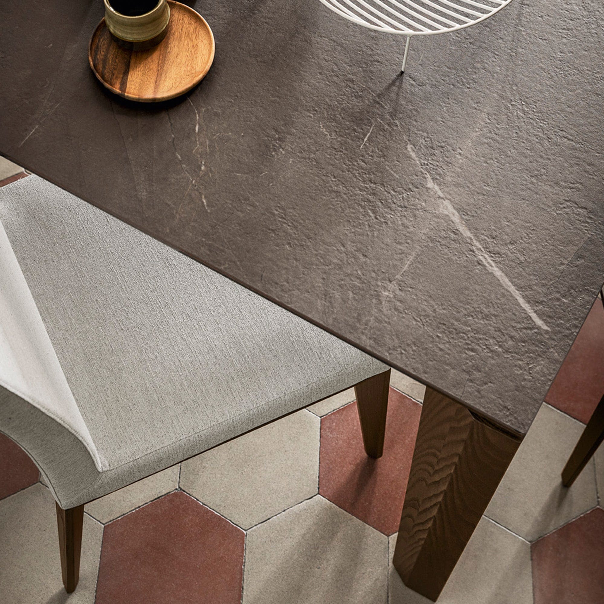 CS4120-R160 Extending Dining Table