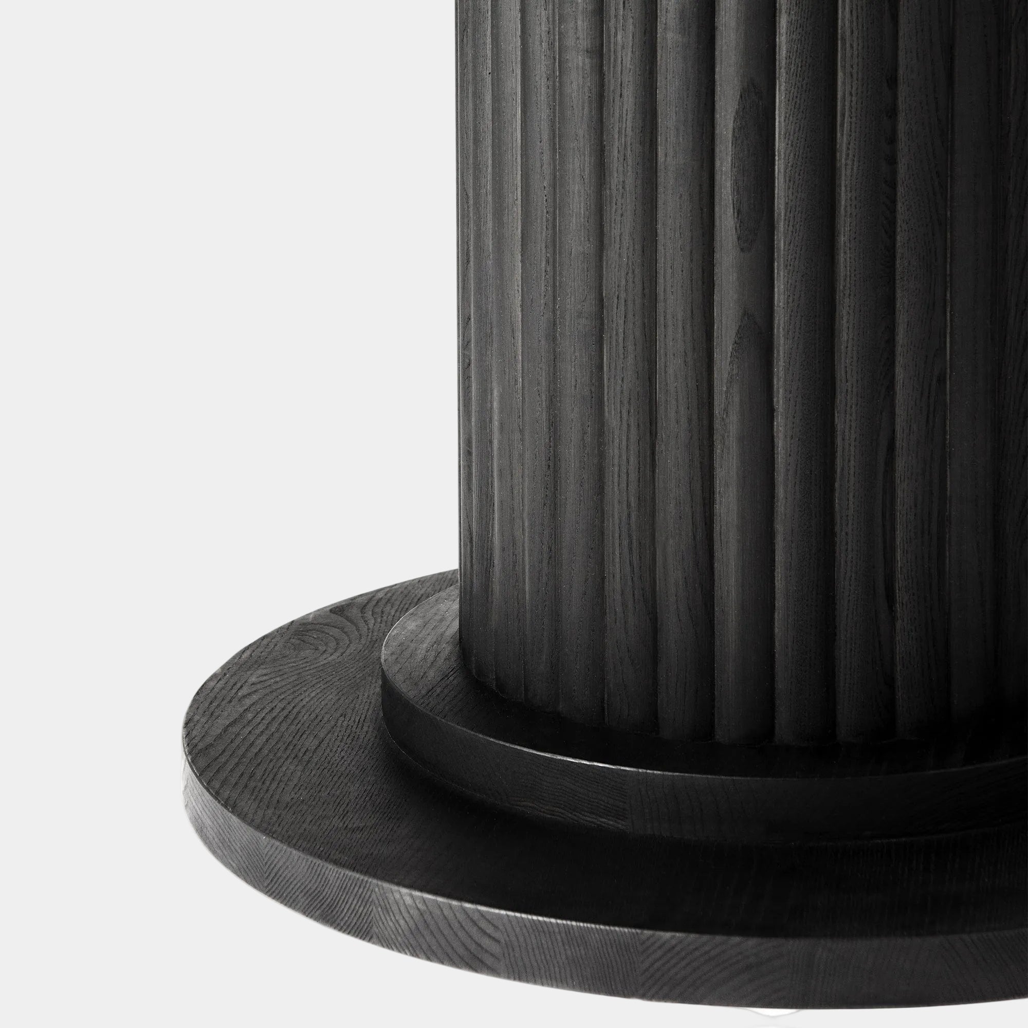 Thoren - Wooden Round Dining Table