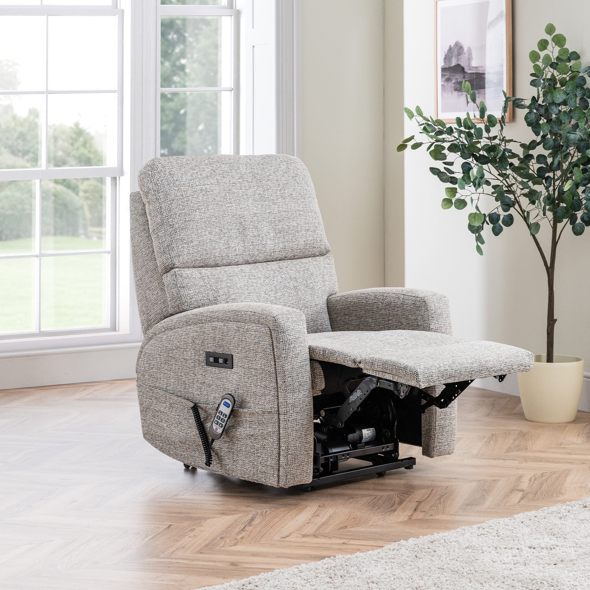Charlbury - Petite Manual Recliner In Fabric