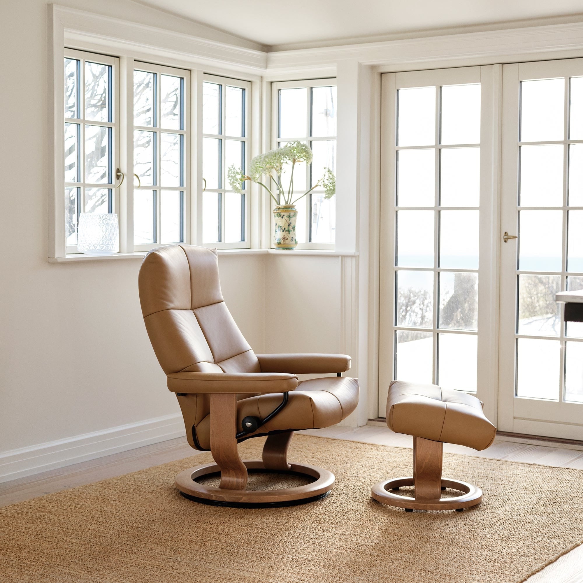 Stressless David - Chair & Footstool With Classic Base, Leather