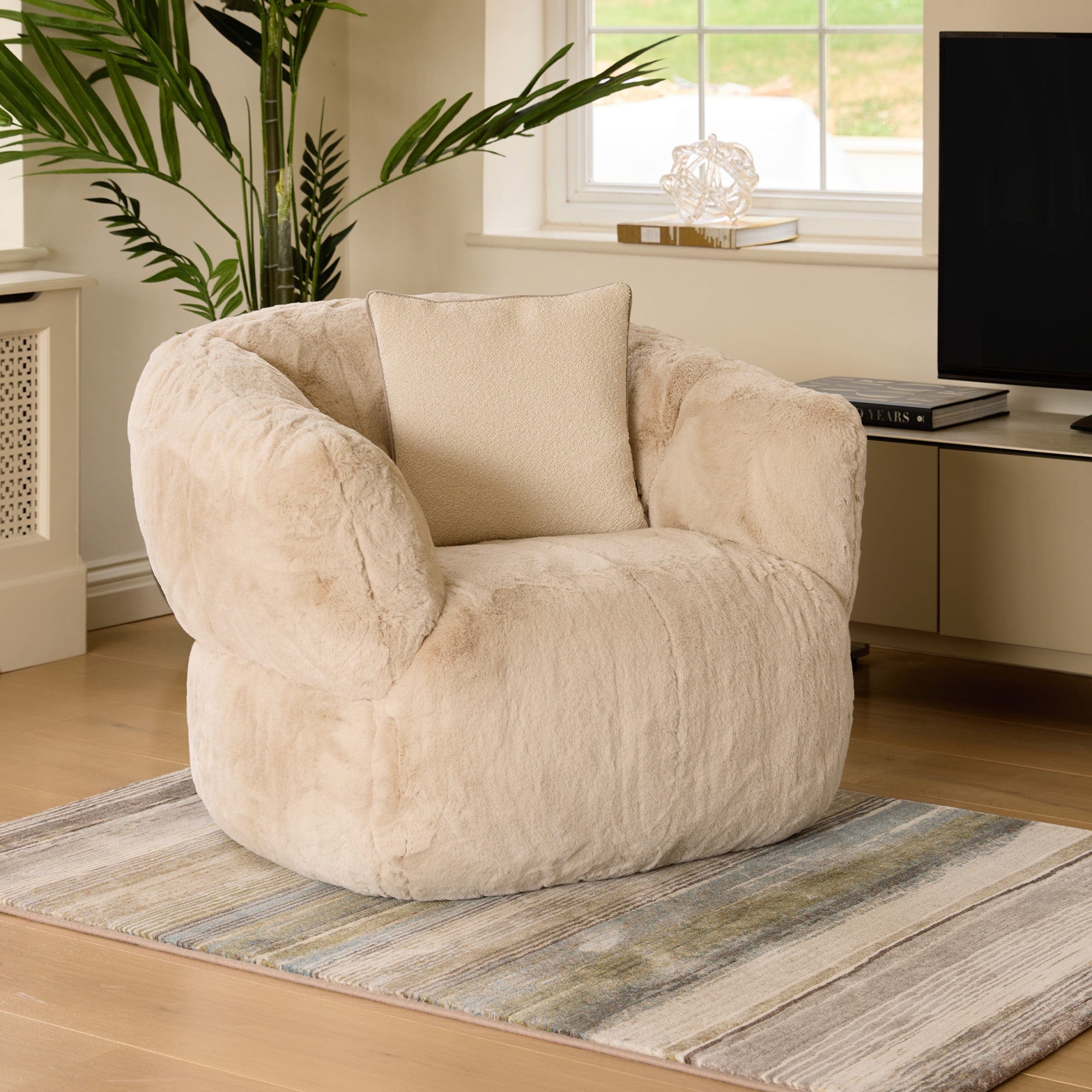 Paddington - Swivel Chair, Sheepskin Fabric