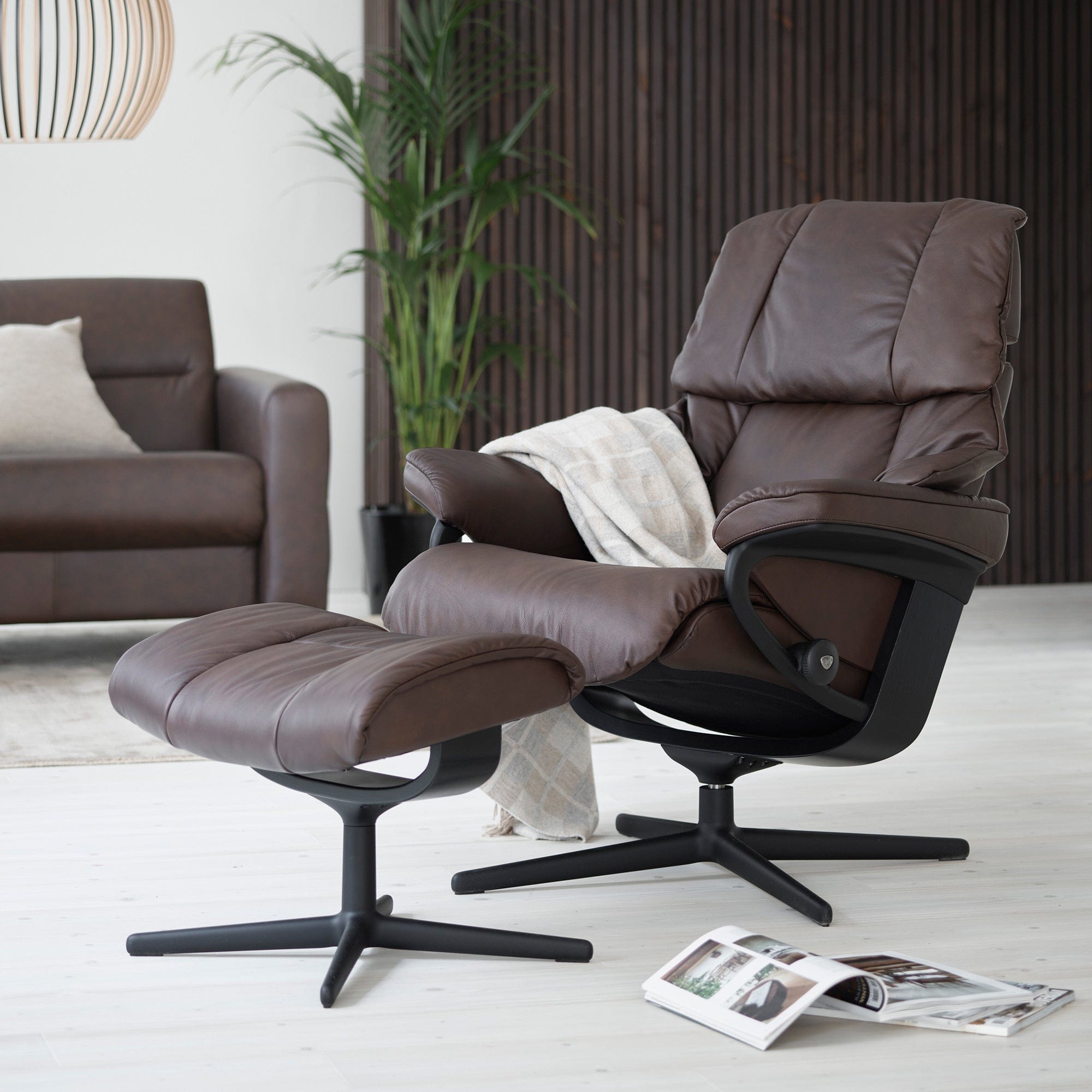 Stressless Reno - Chair & Stool With Cross Base In Noblesse Leather Small