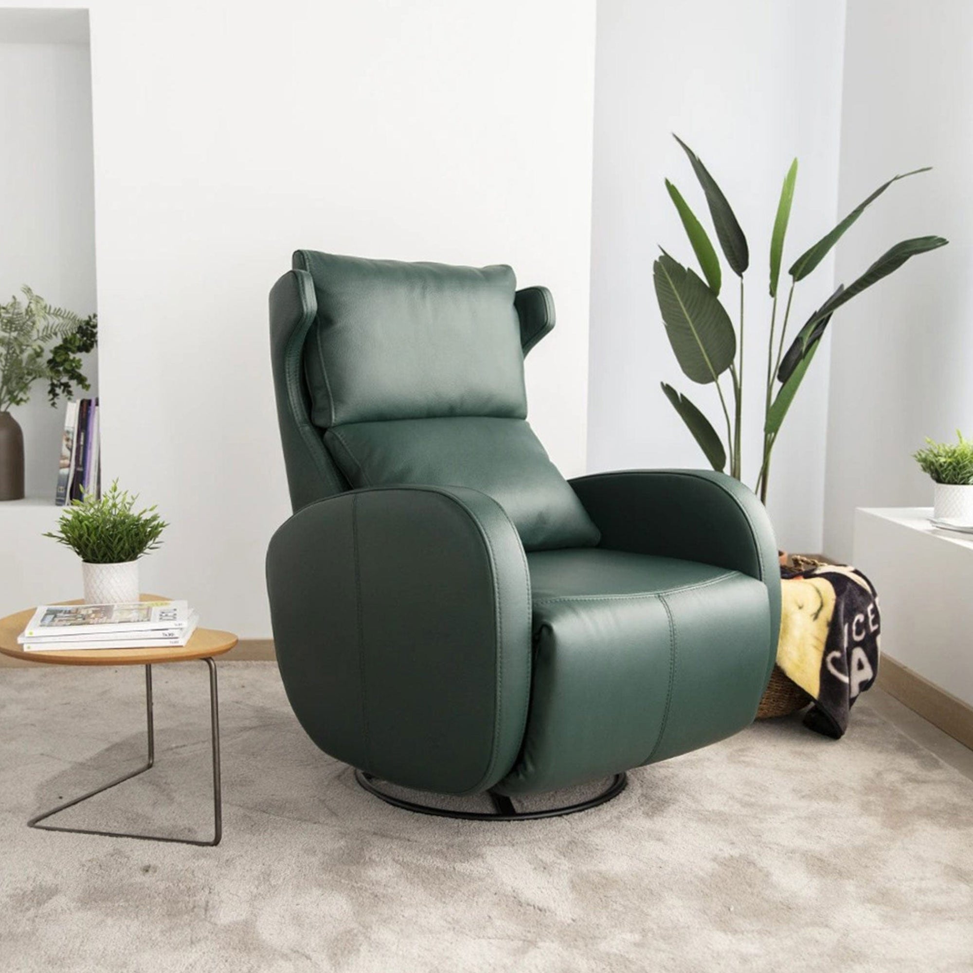Valencia - Manual Recliner Chair, Leather