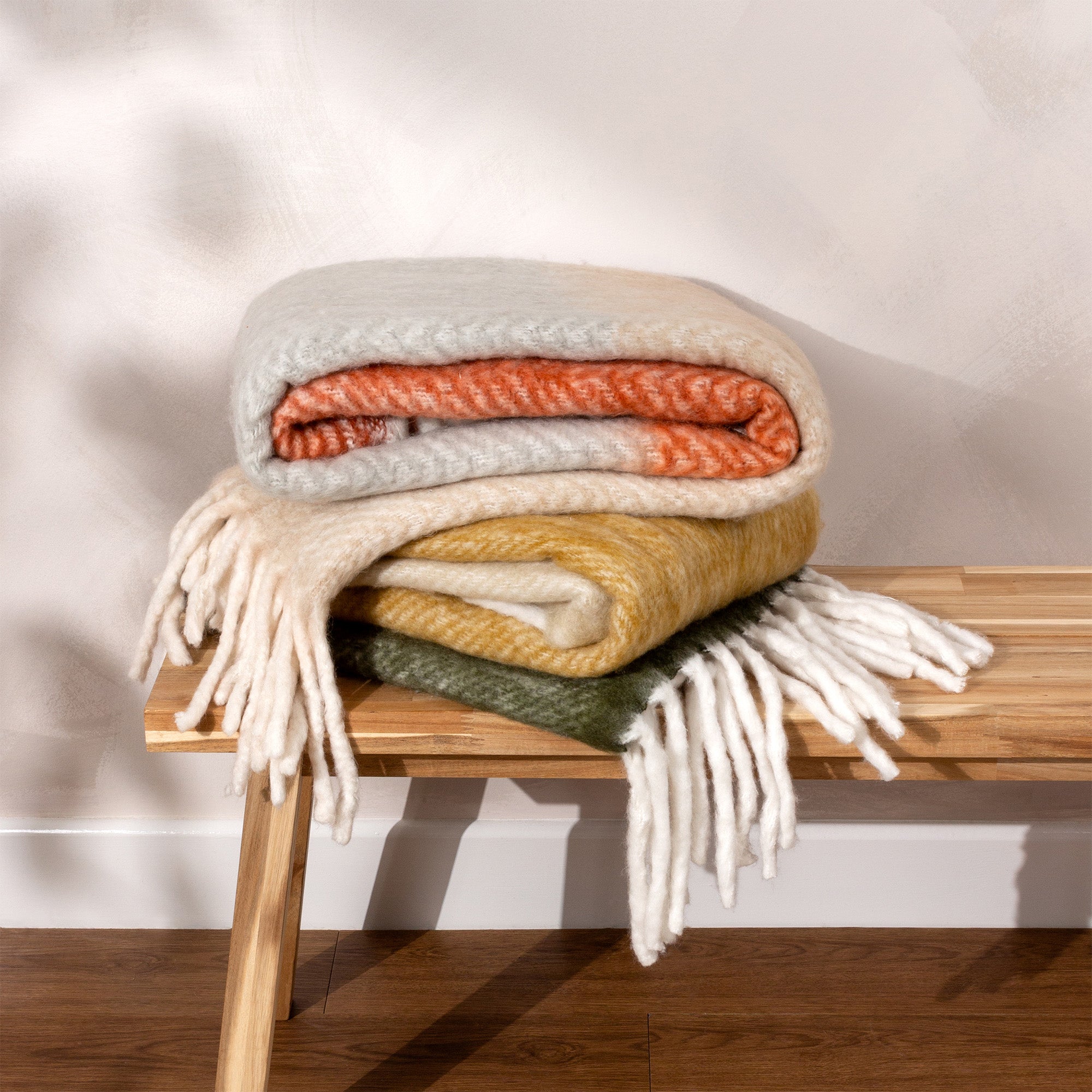 Rawton Pastel Ombre - Wool Blend Throw 130x180cm