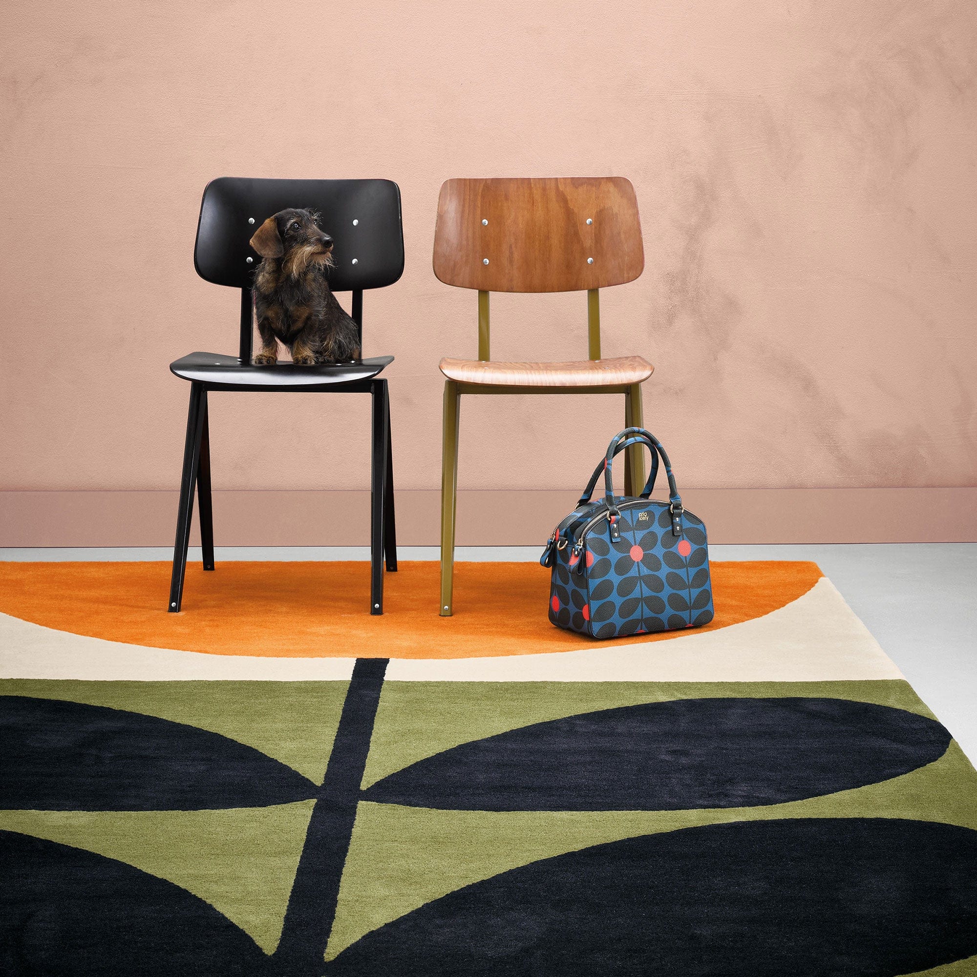 Orla Kiely Rug Stem Black 059803 200cm x 280cm