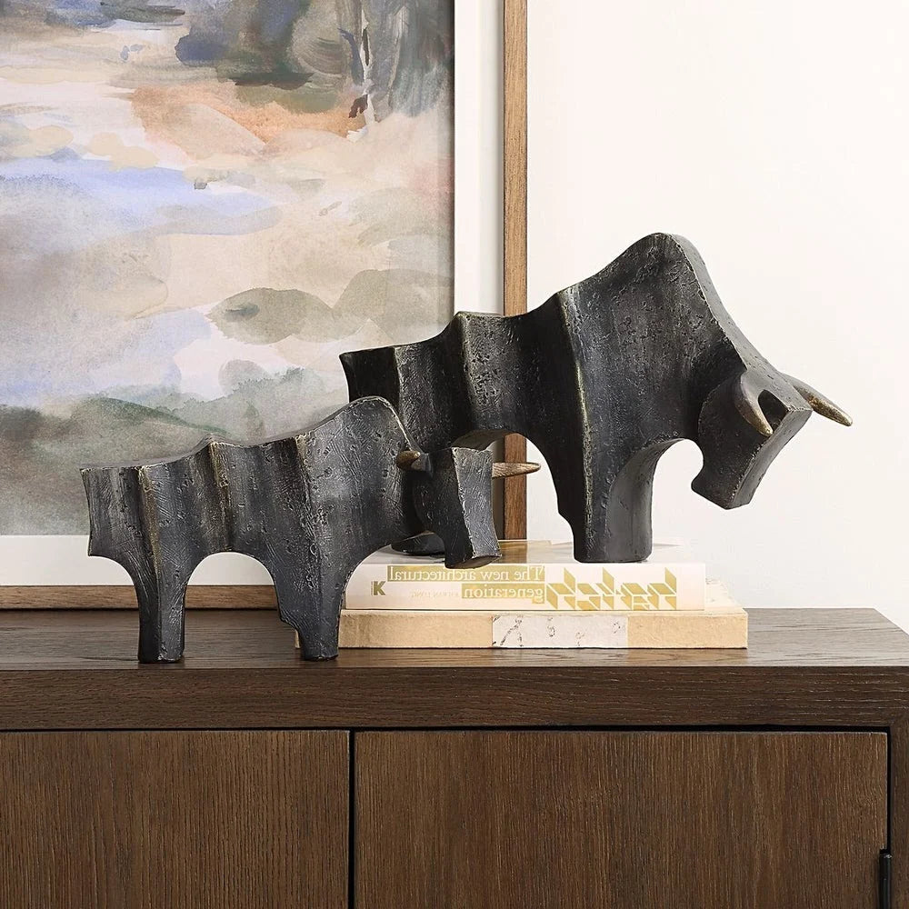 Toro Black - Bull Sculptures, Set of 2