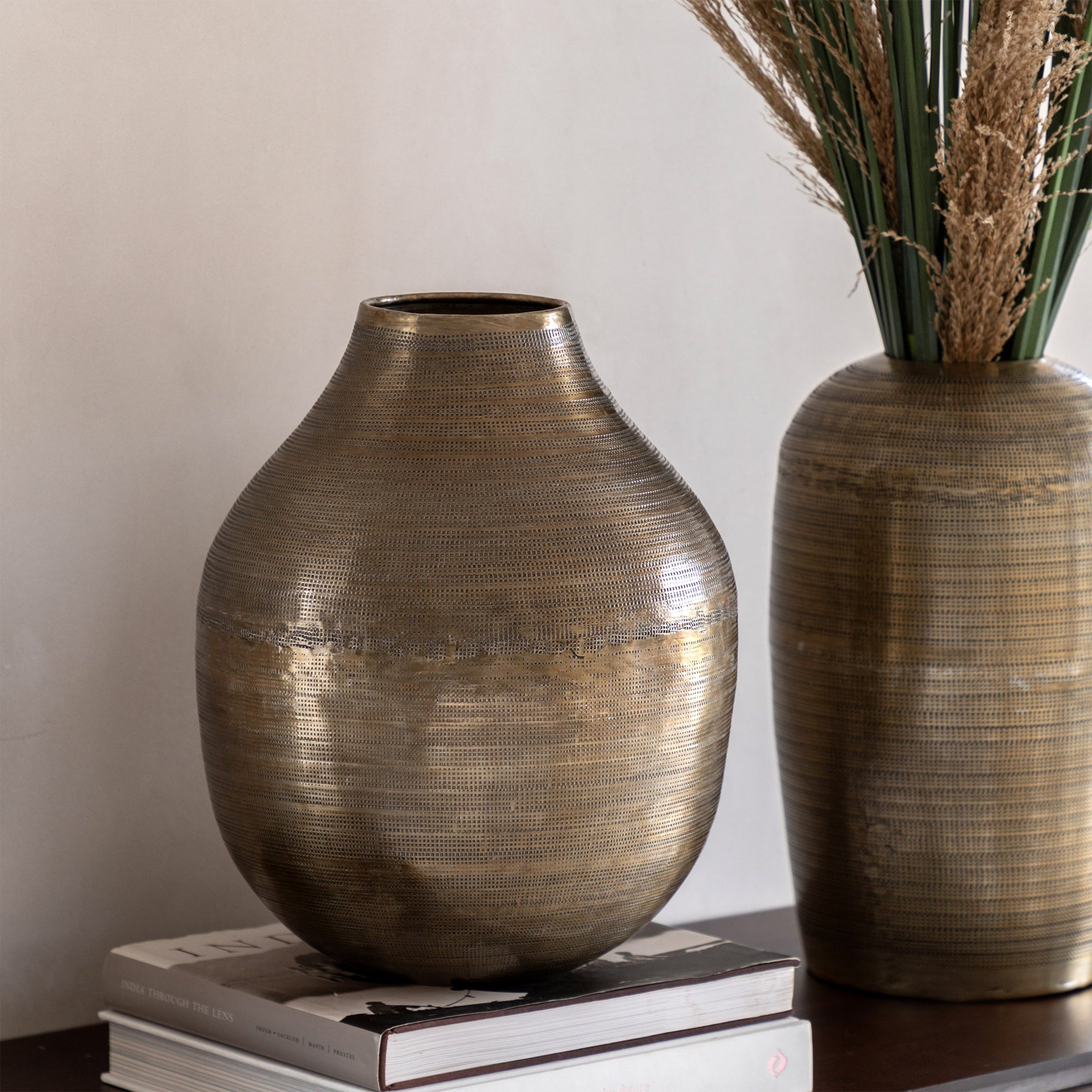 Zahara - Brass Metal Vase