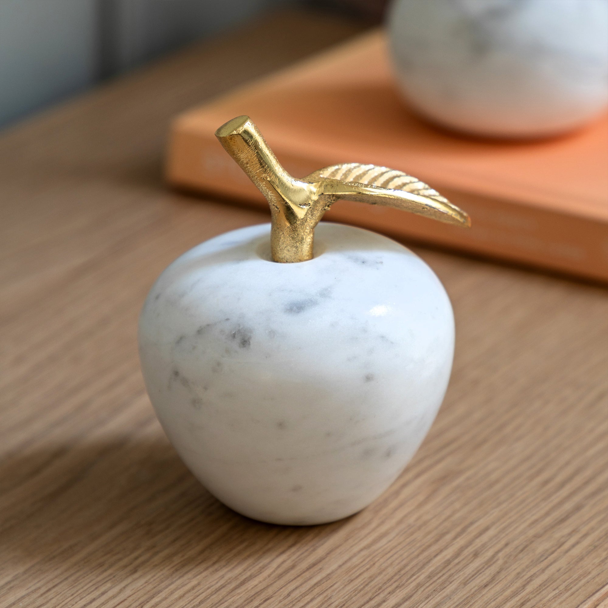 Perla - White Apple Ornament, Marble Finish