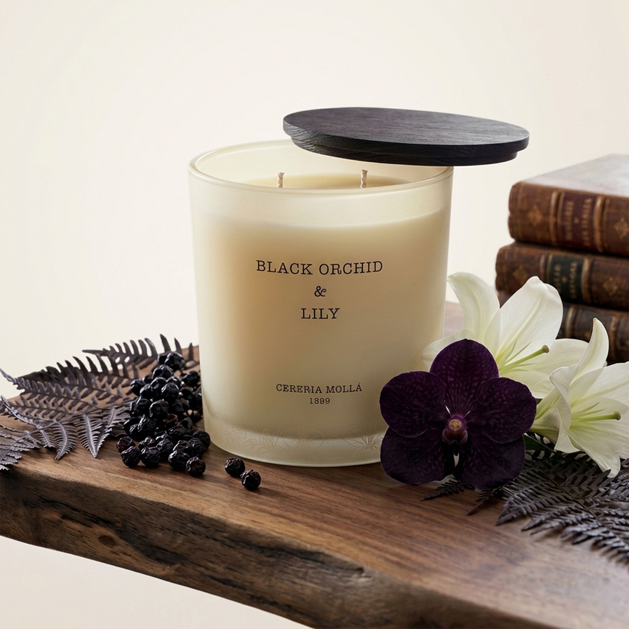 Cereria Molla - Black Orchid & Lily Candle 600g