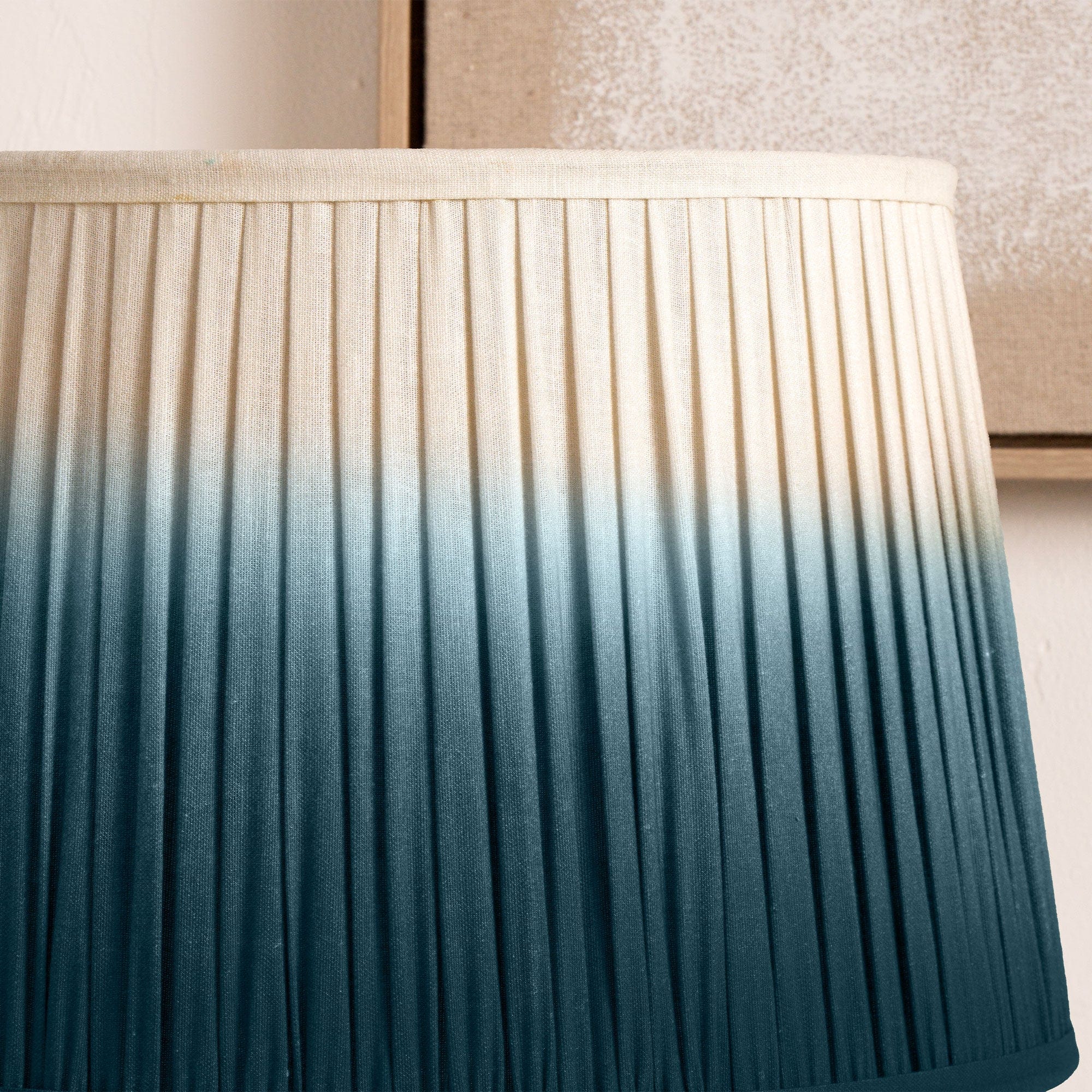 Kaitlin - 25cm Blue Shade
