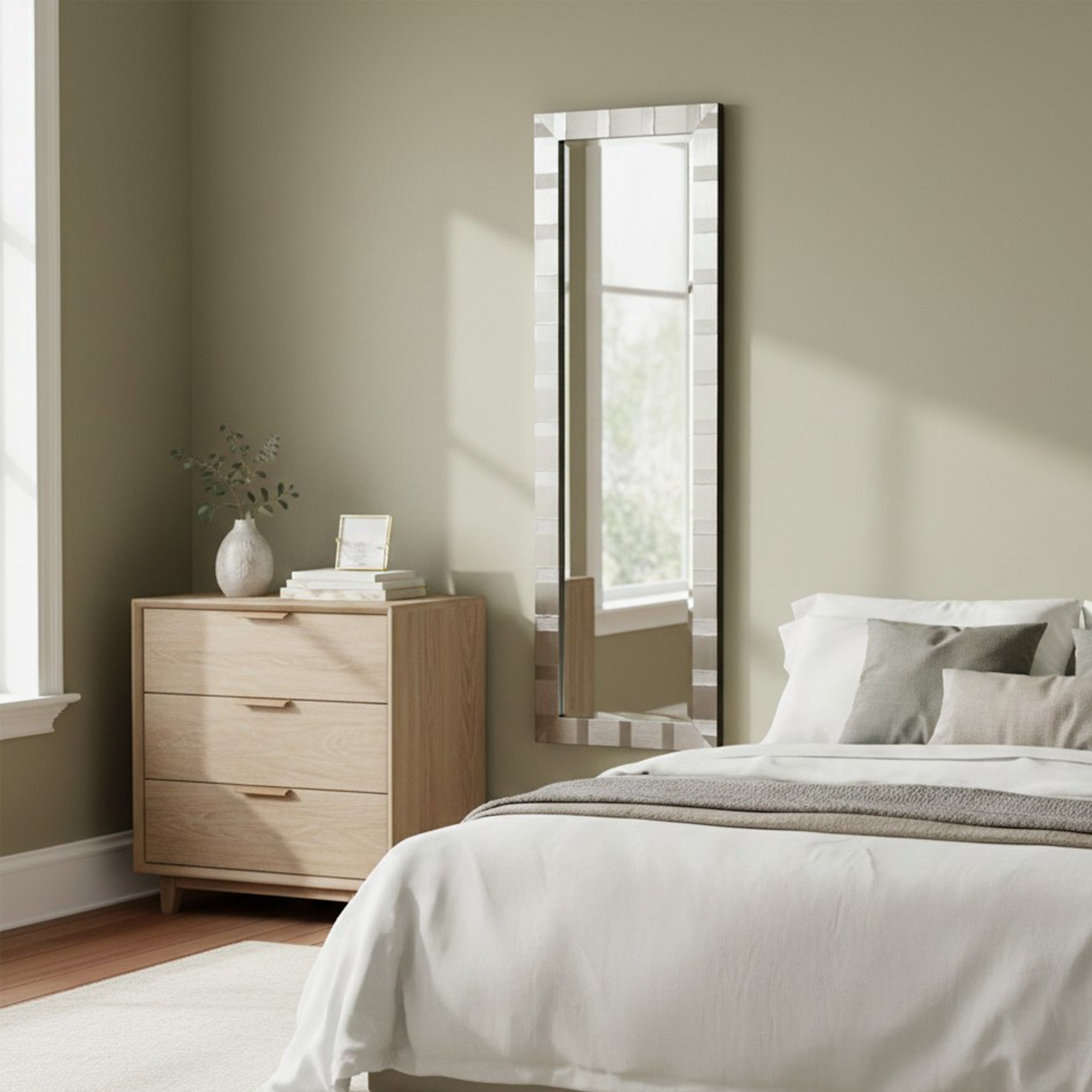 Manhattan 2" Silver (PS) 124cm x 41cm Bevel