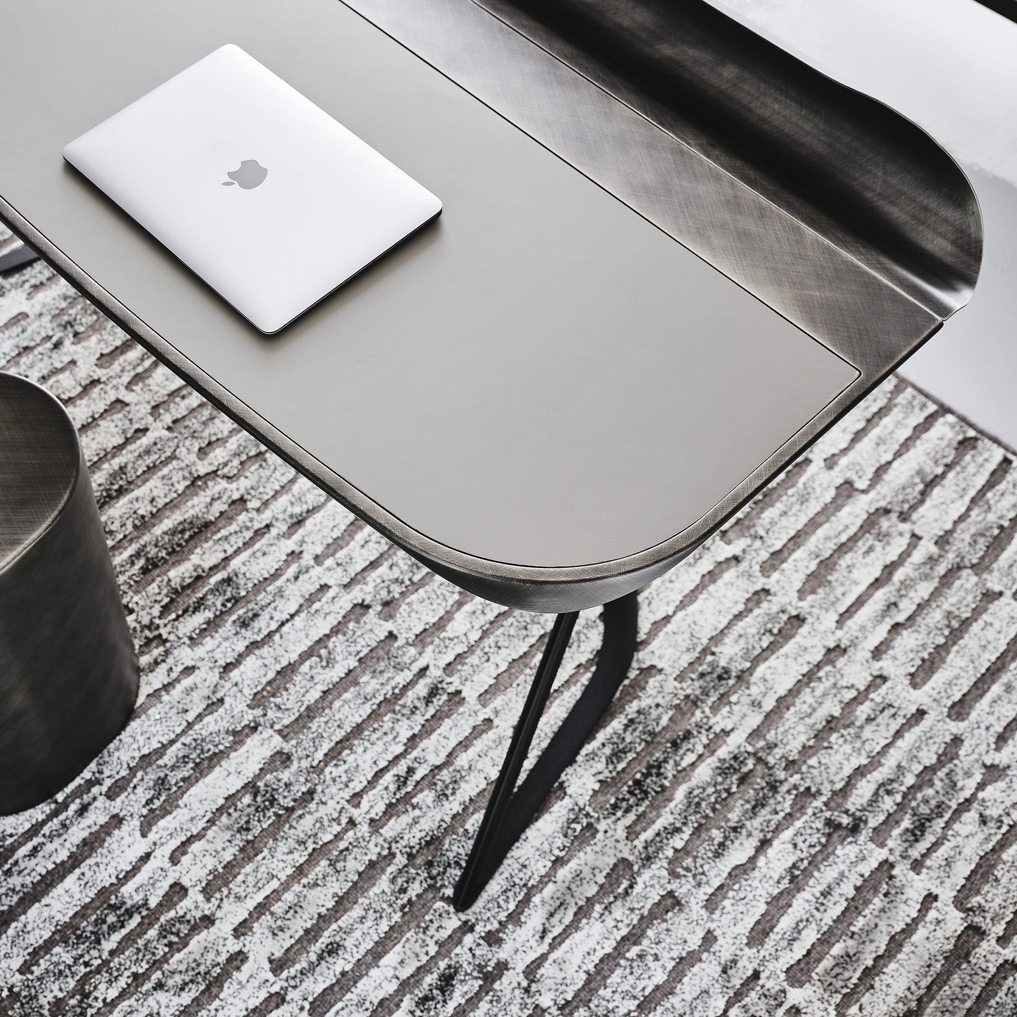 Desk (WEB ITEM ONLY)