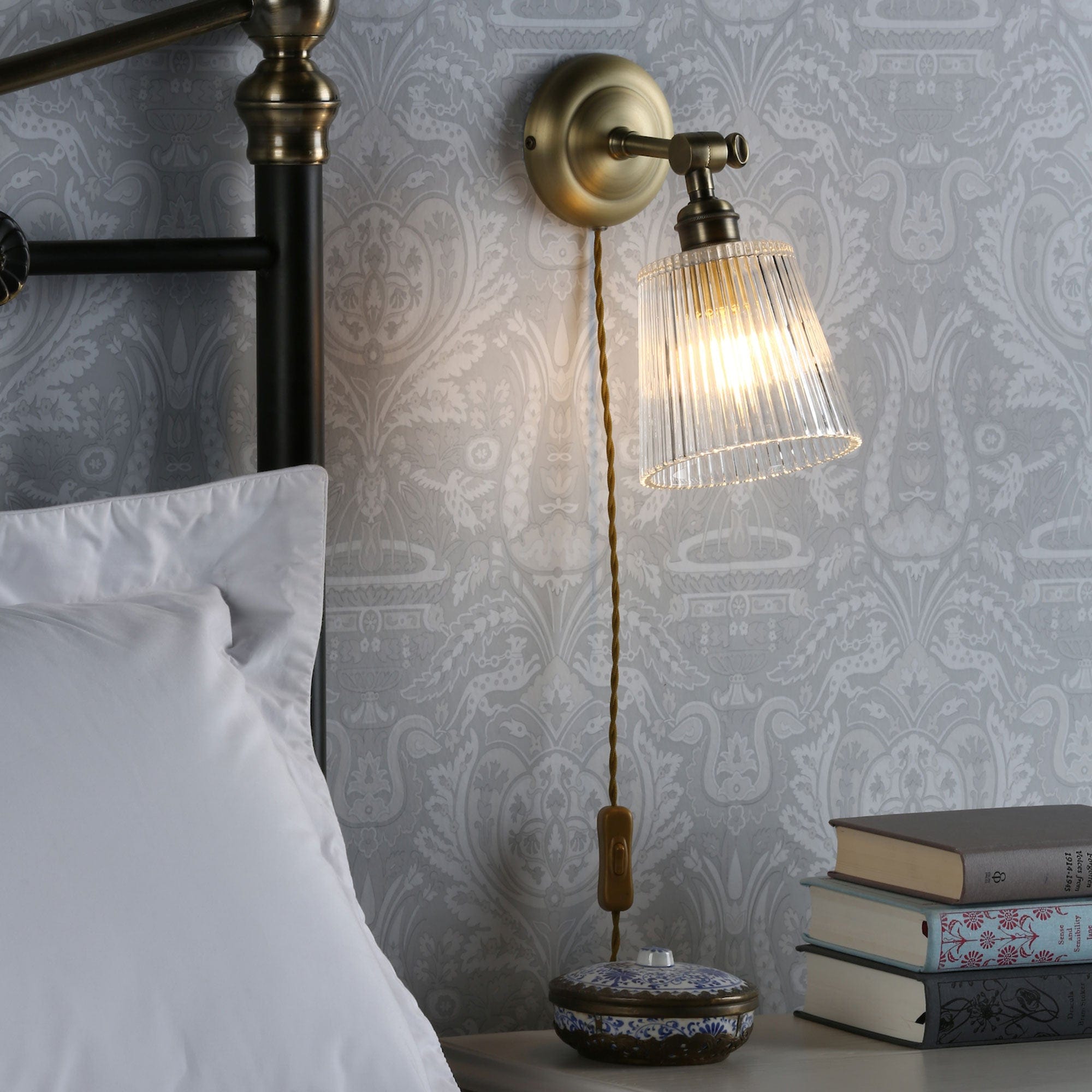 Laura Ashley Callaghan - Wall Light