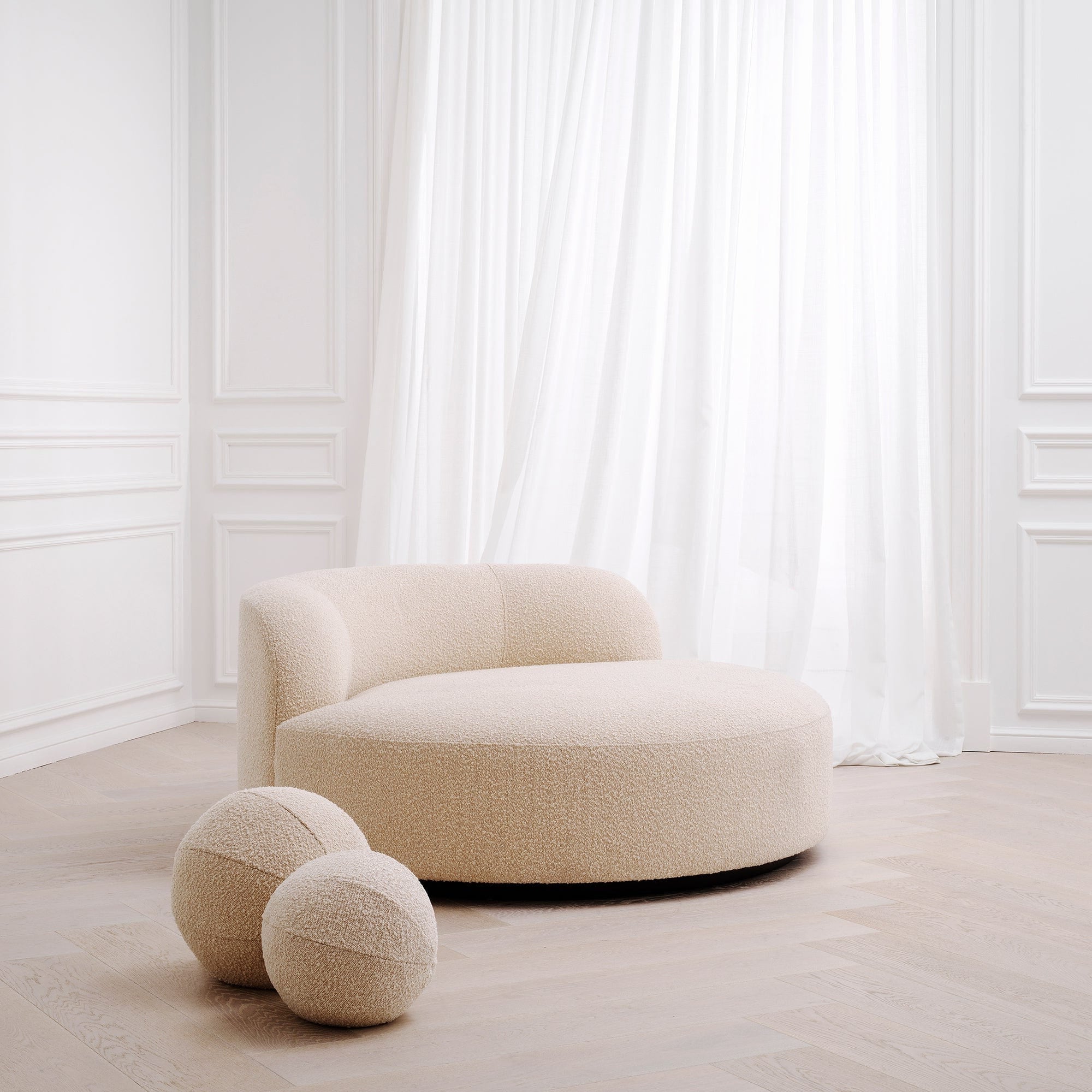 Eichholtz Bjorn - Round Sofa, Fabric