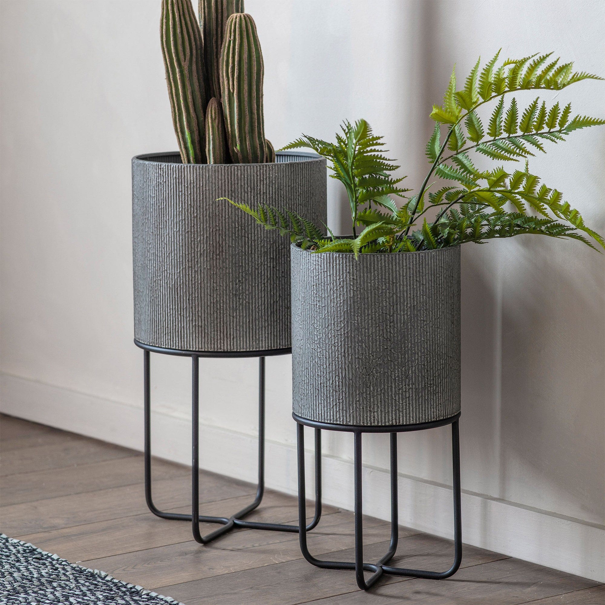 Eda - Garden Planters, Set of 2