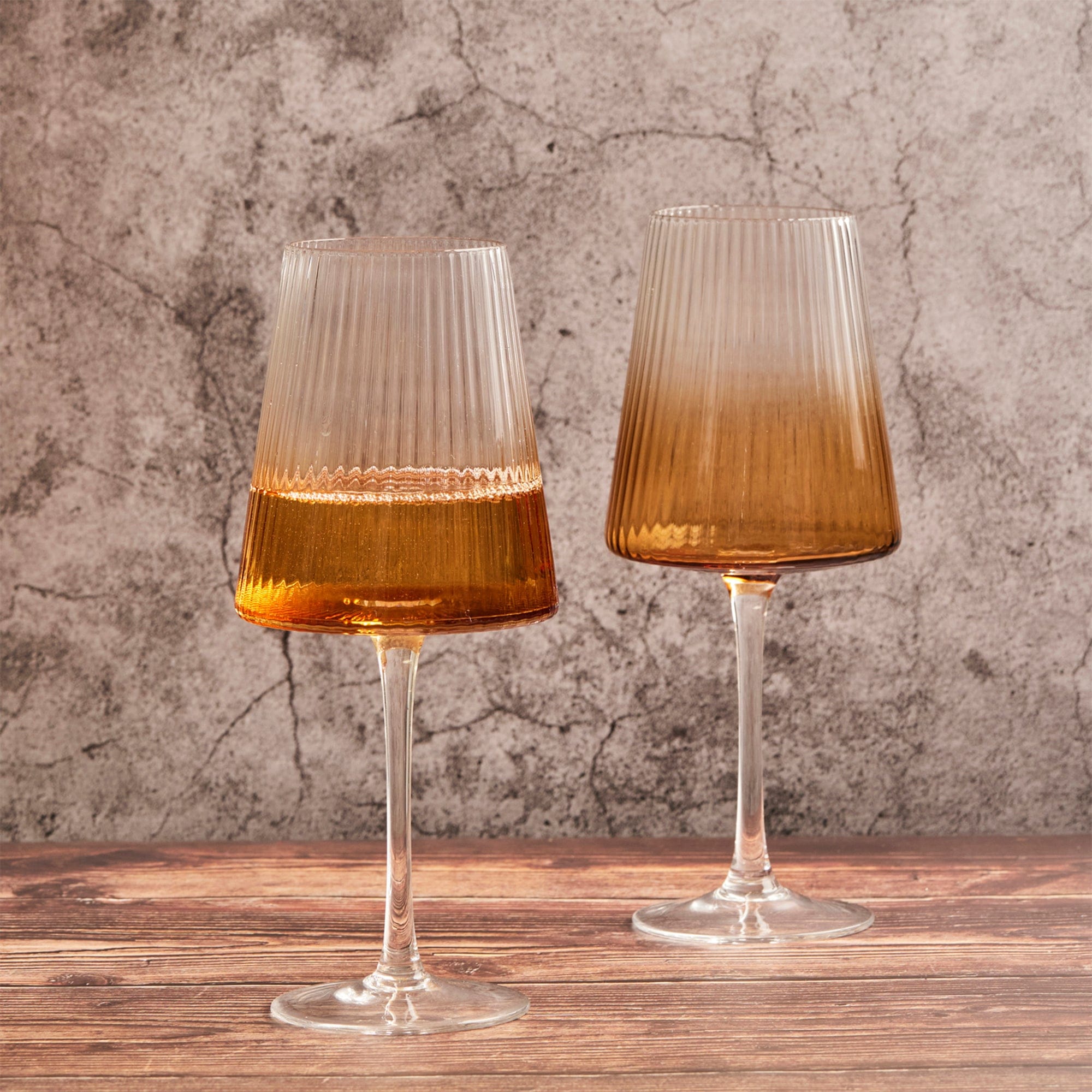 Empire Ombre - Wine Glasses Amber - Set of 2