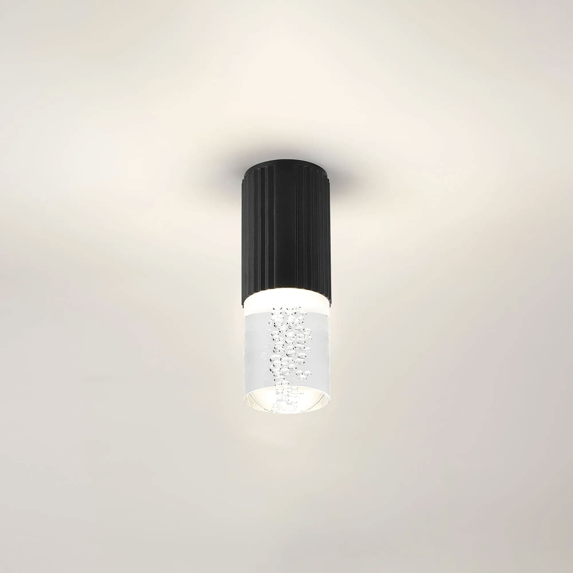 Jude - Flush Black Rib Bubbles