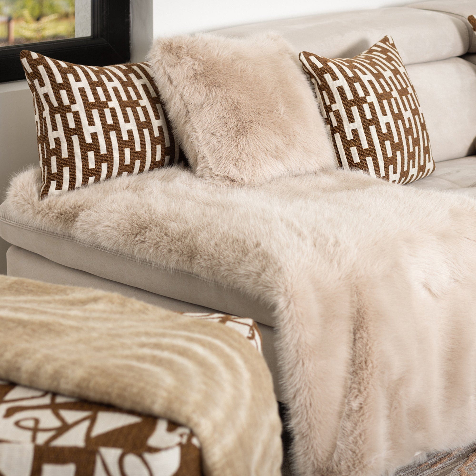 Tutu Mink Cushion 45x45cm