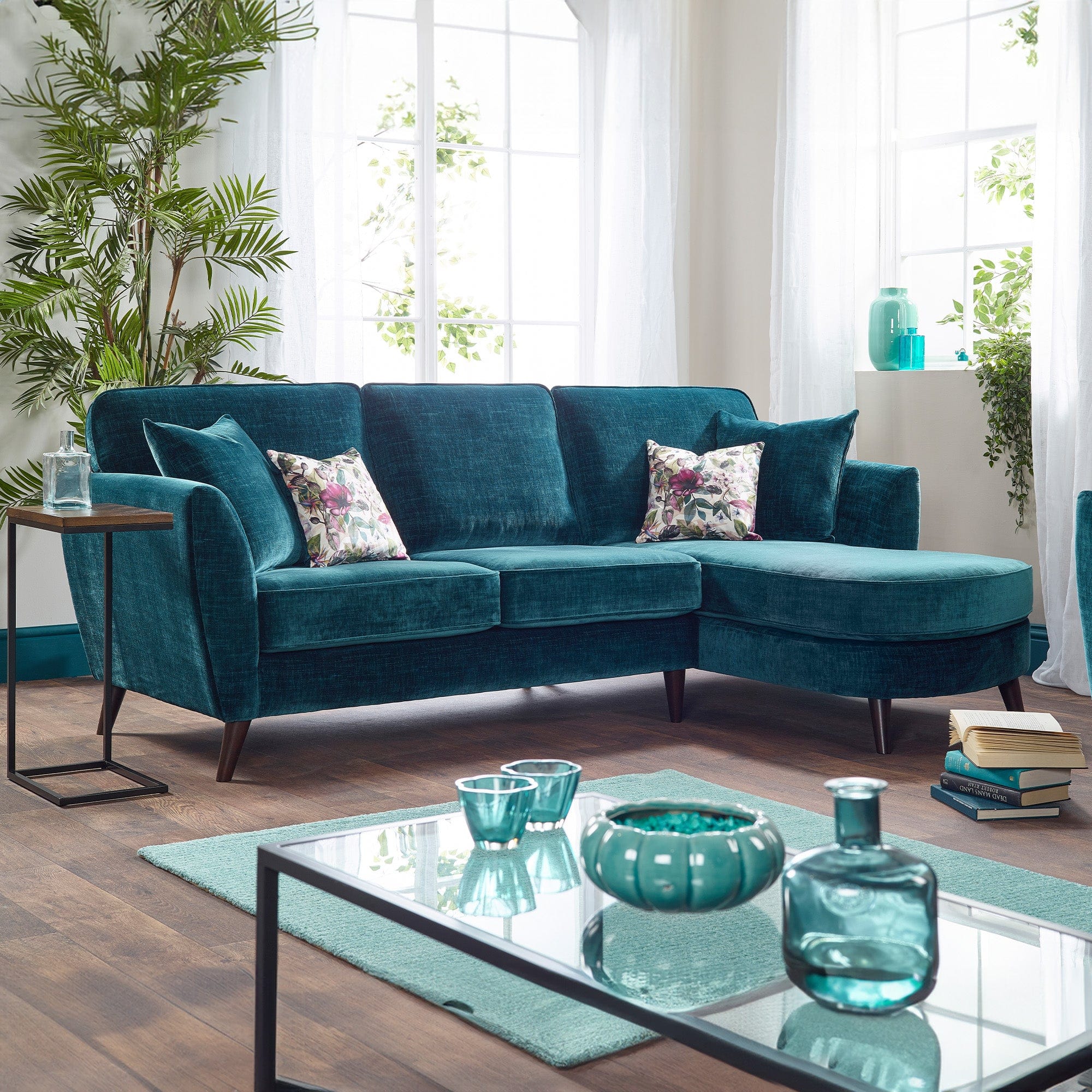 Astoria - RHF Chaise Sofa, Fabric