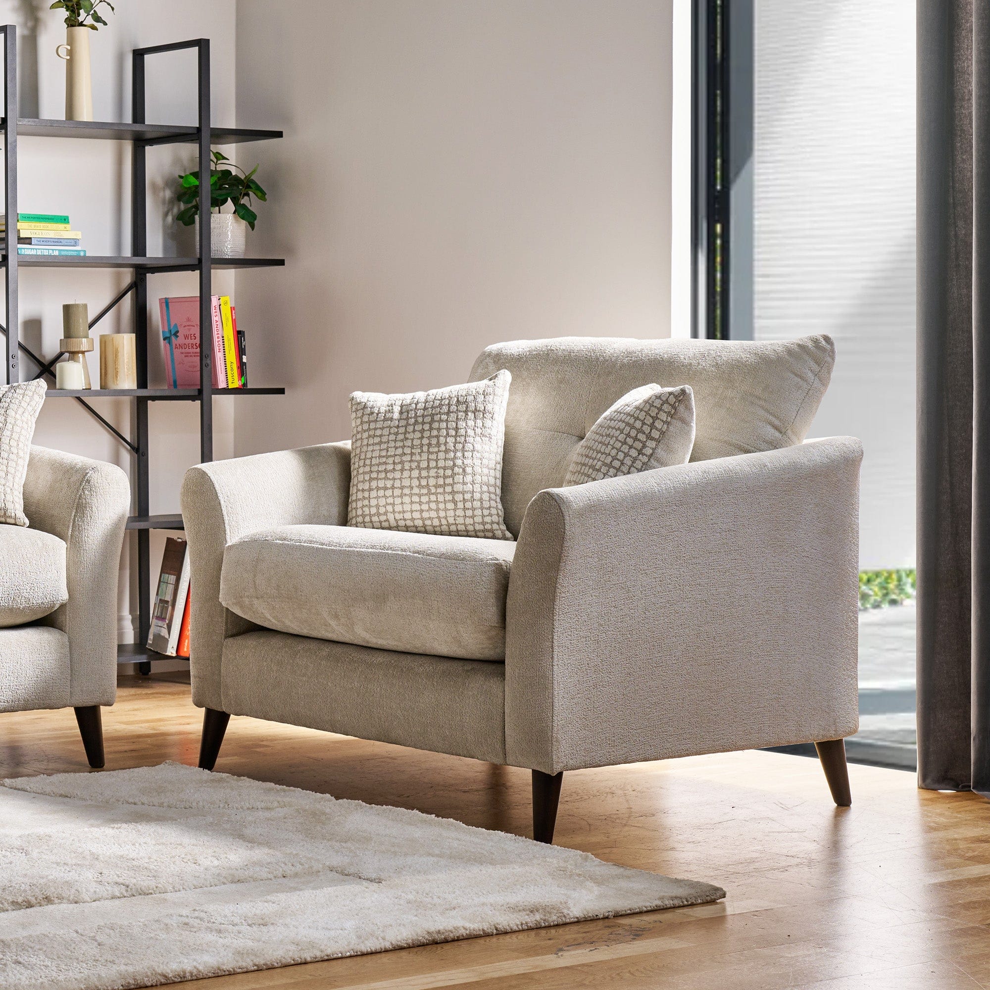 Fairfax - Loveseat In Fabric