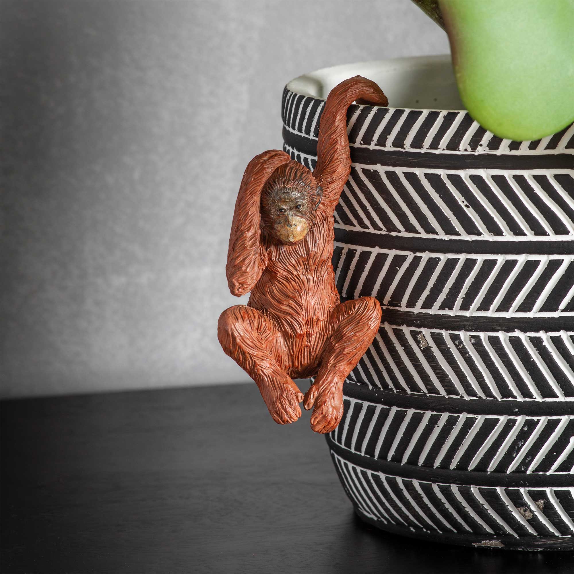Louie Orangutan - Pot Hanger