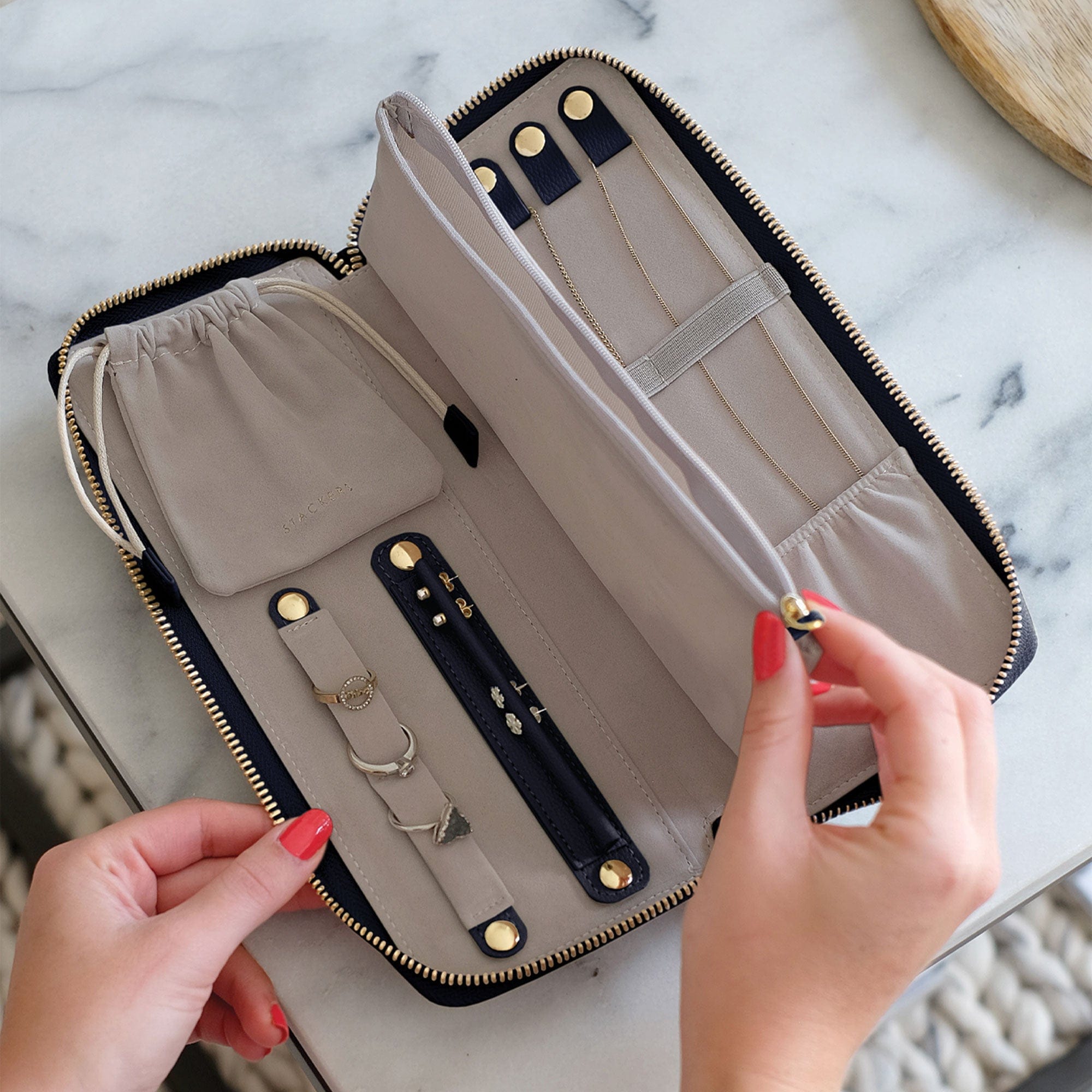 Stackers - Navy Blue Jewellery Roll