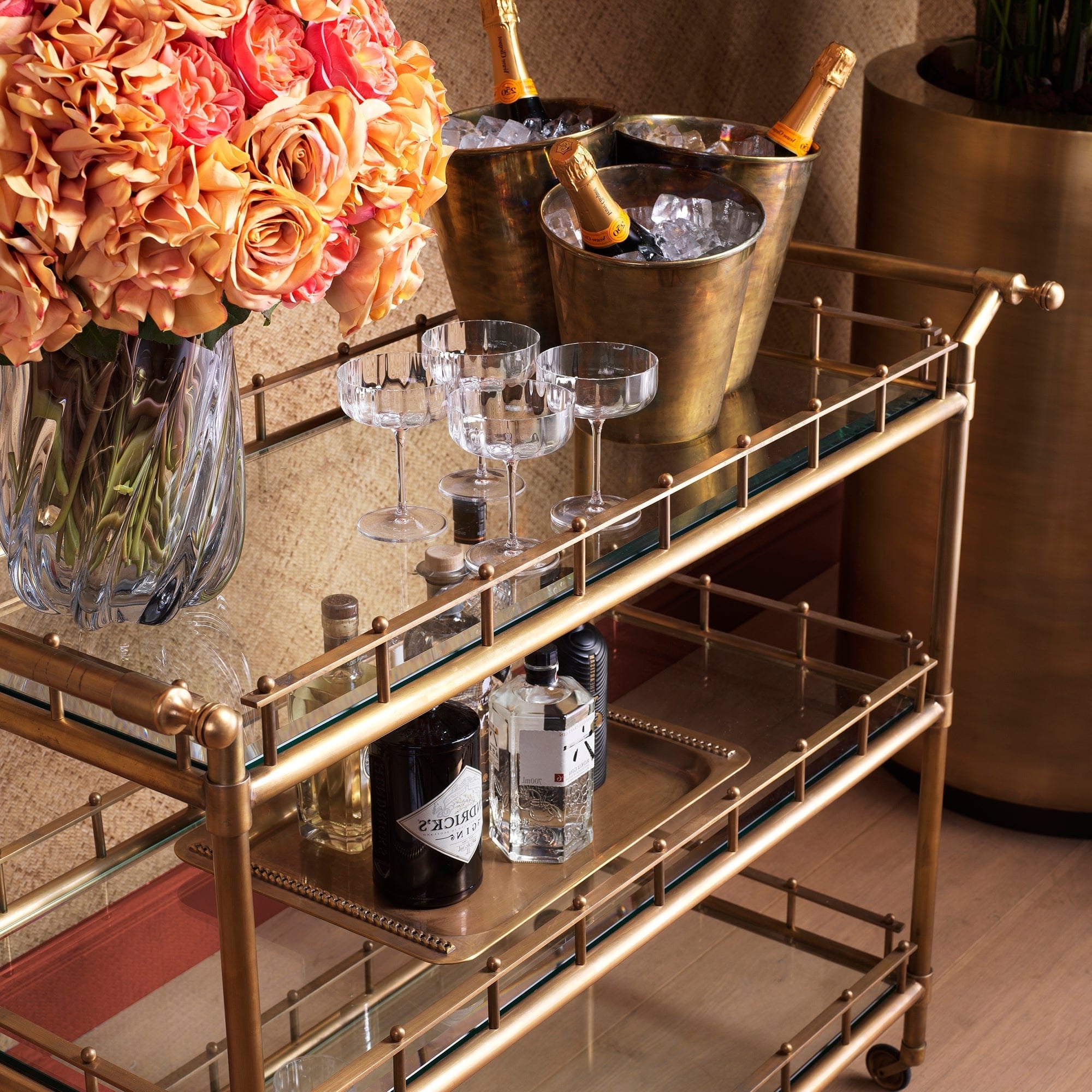 Eichholtz Scarlett - Large Drinks Trolley, Vintage Brass