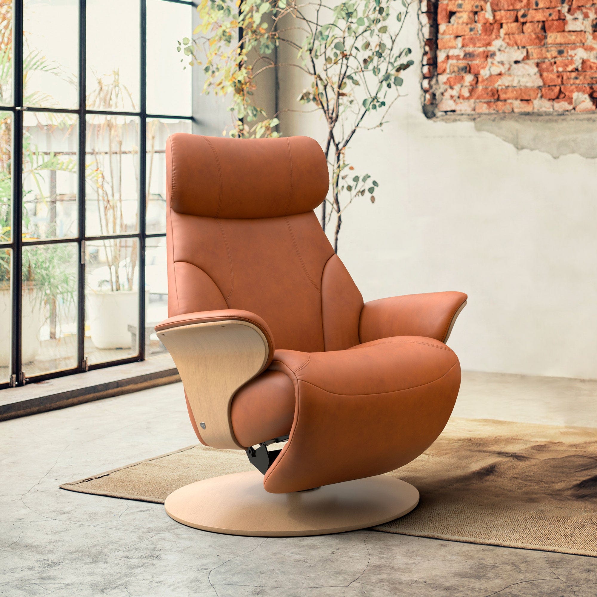 Stressless Adam - Chair & Stool With Disc Power Base In Leather