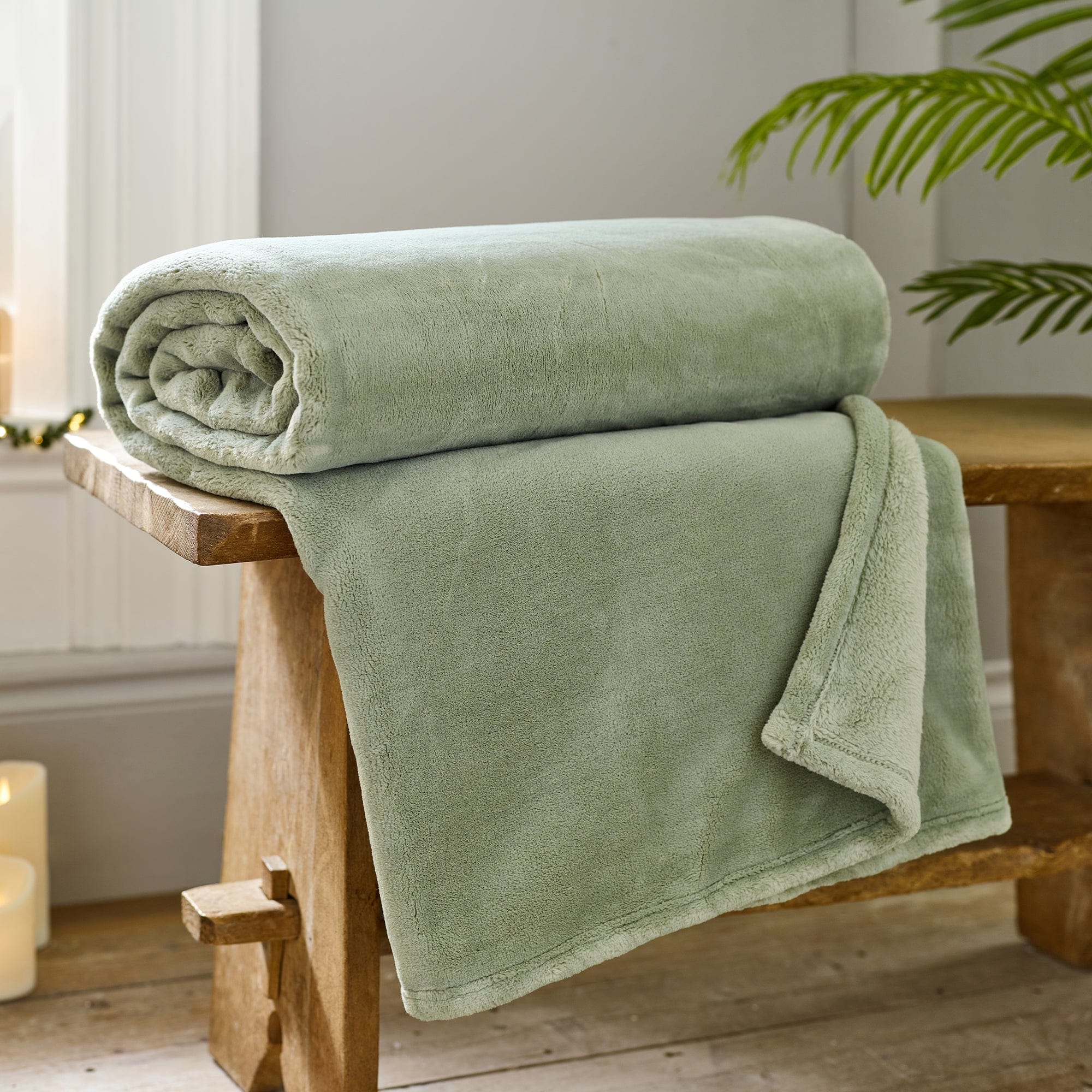 Coco Touch Sage - Throw 140x180cm