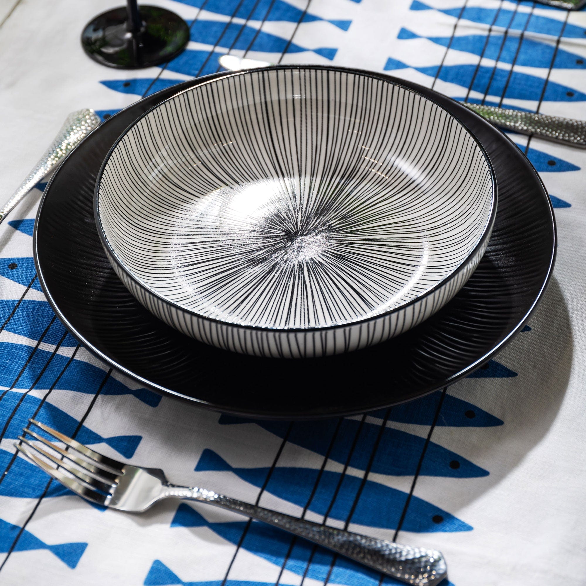 Mikasa - Black Stripe Pasta Bowl