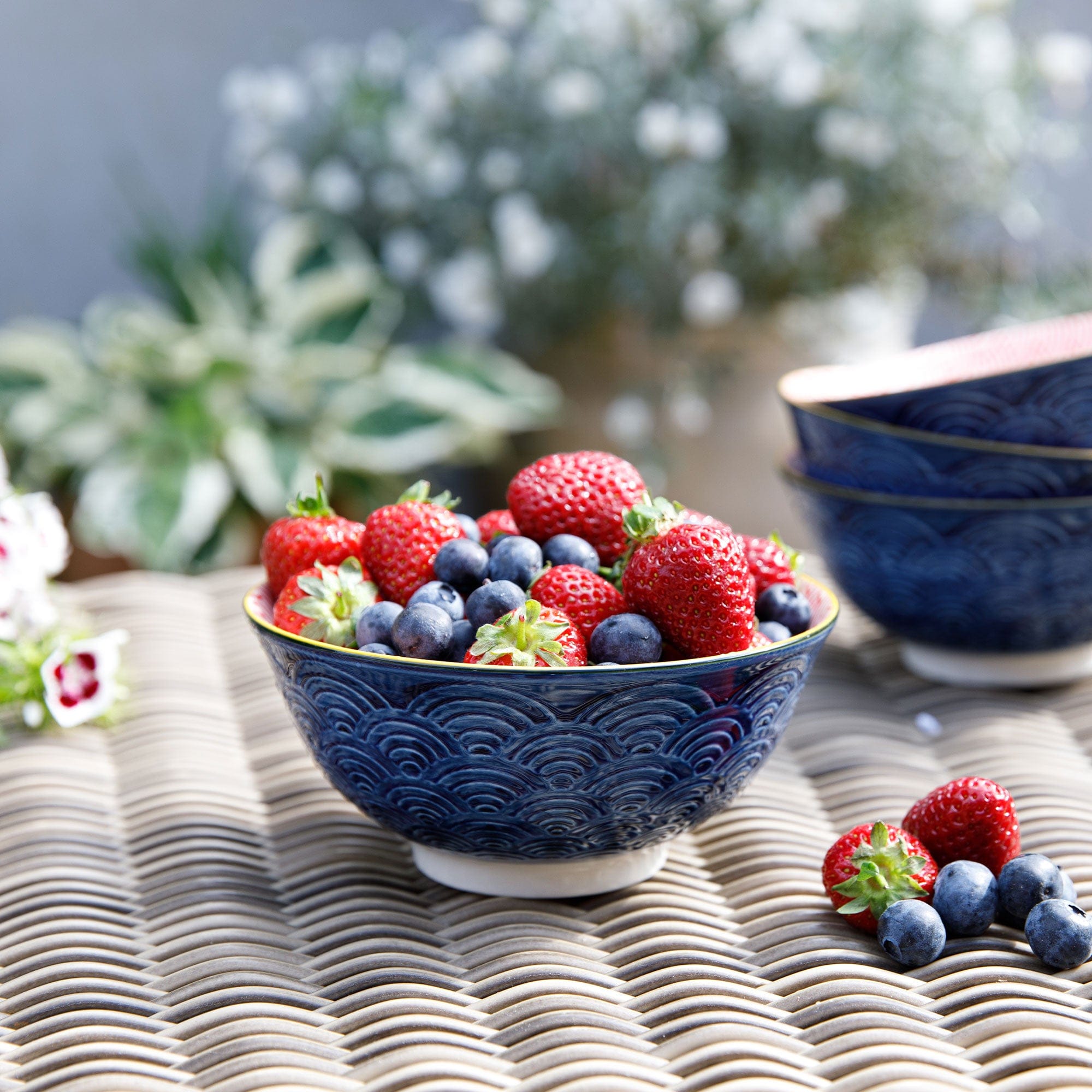 Mikasa - Blue Arc Bowl