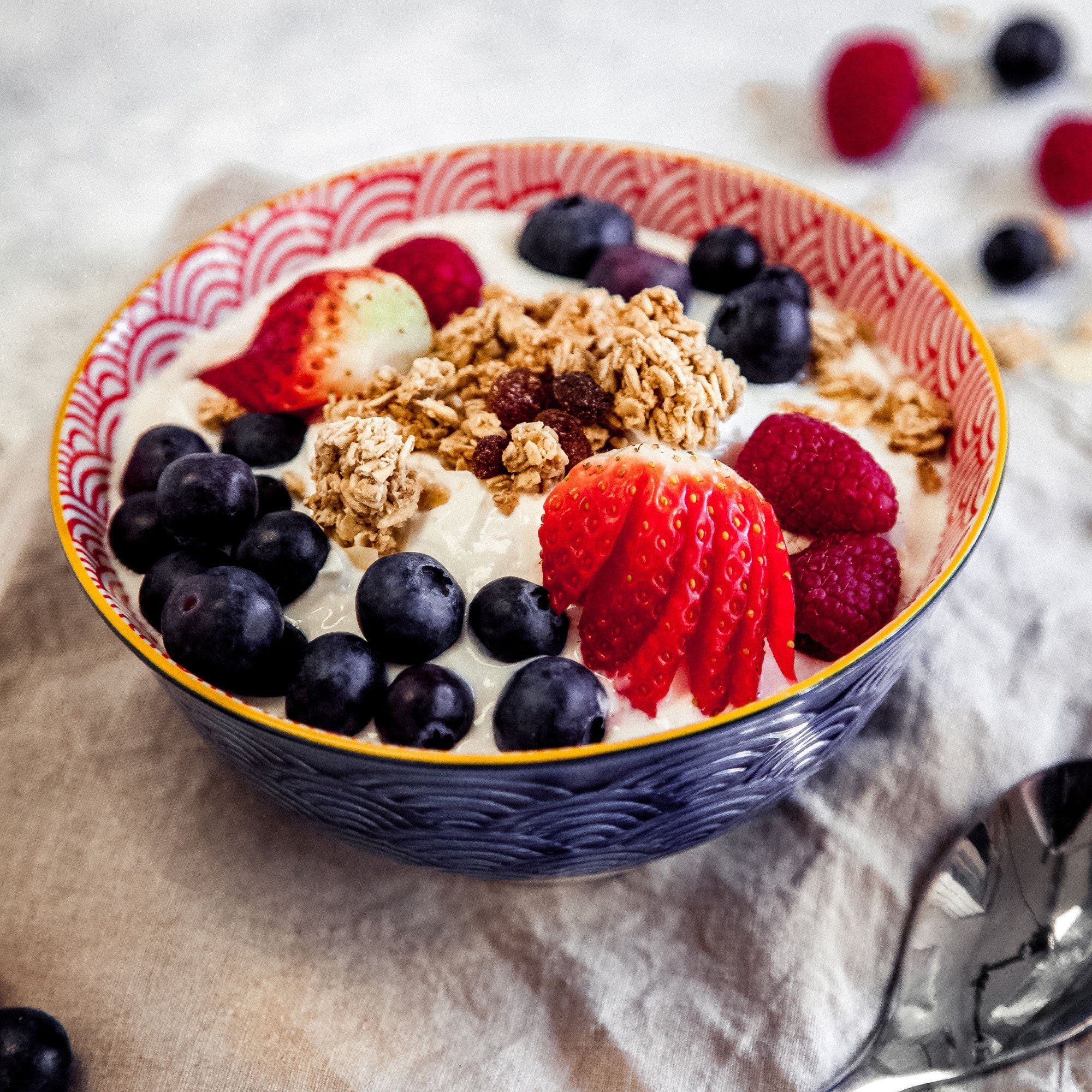 Mikasa Blue Arc - Bowls, Set of 4