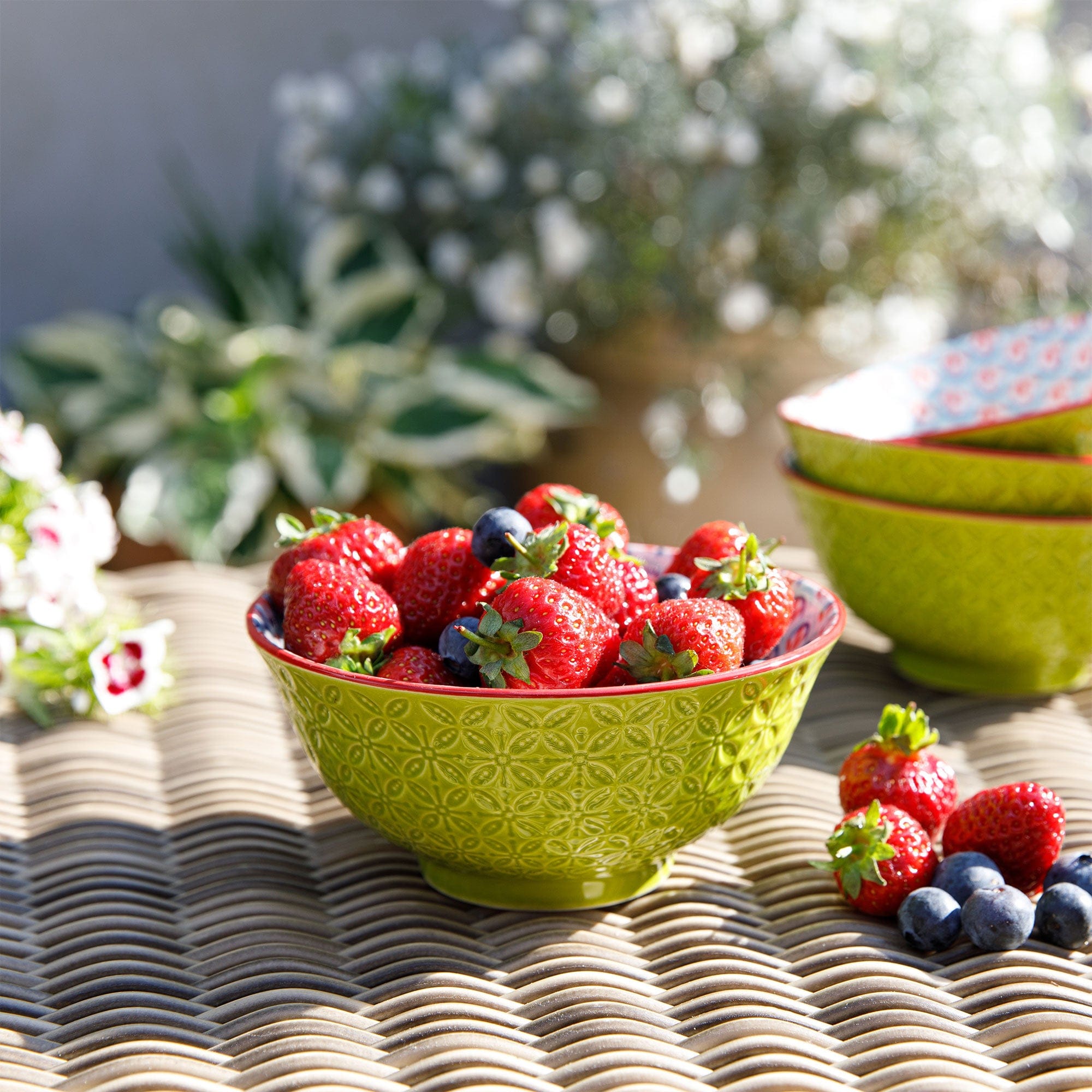 Mikasa Geometric Lime - Bowls, Set of 4