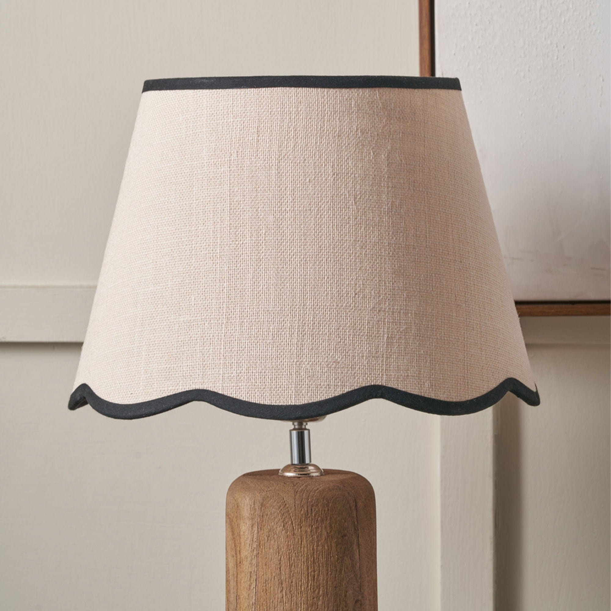 Maisie 35cm Cream Jute Lamp Shade Scalloped Edge with Contrast Binding