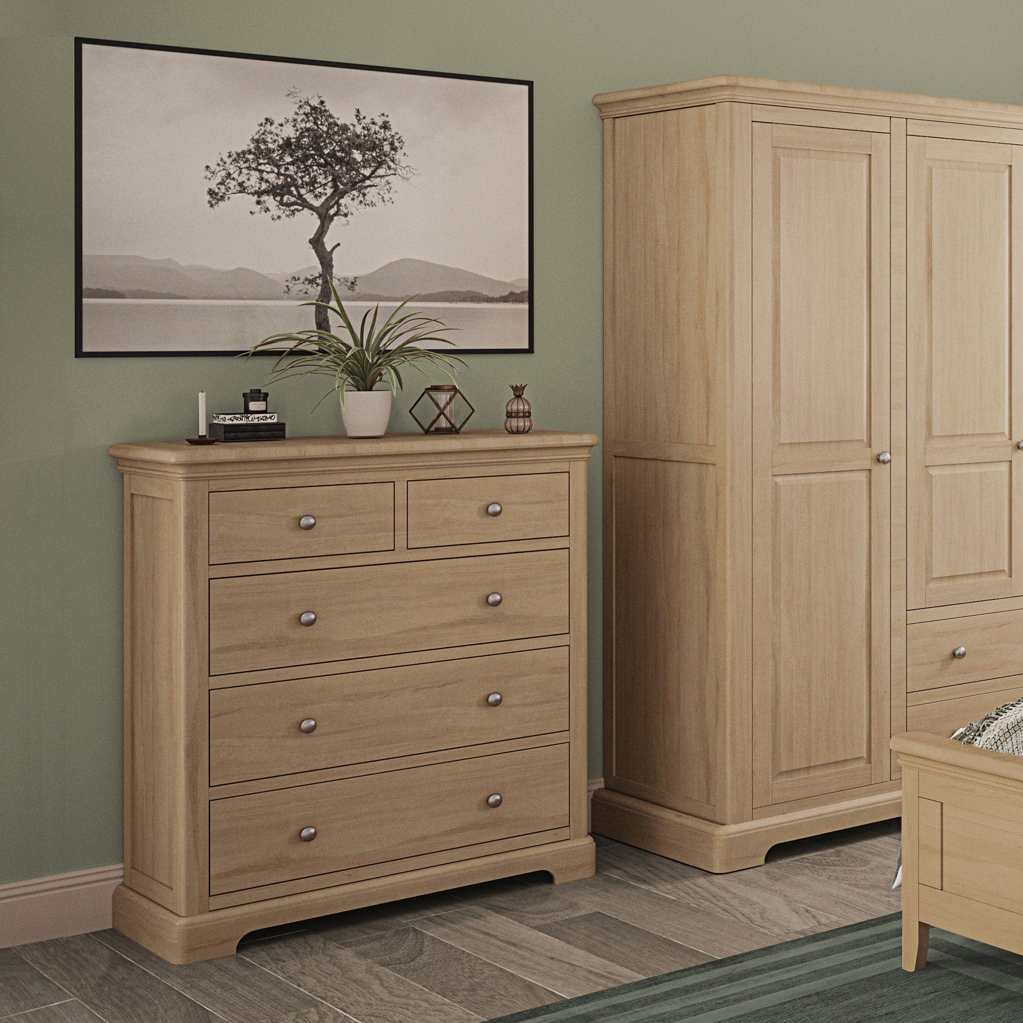 Ravenswood Oak - 5 Drawer Chest of Drawers, Wide