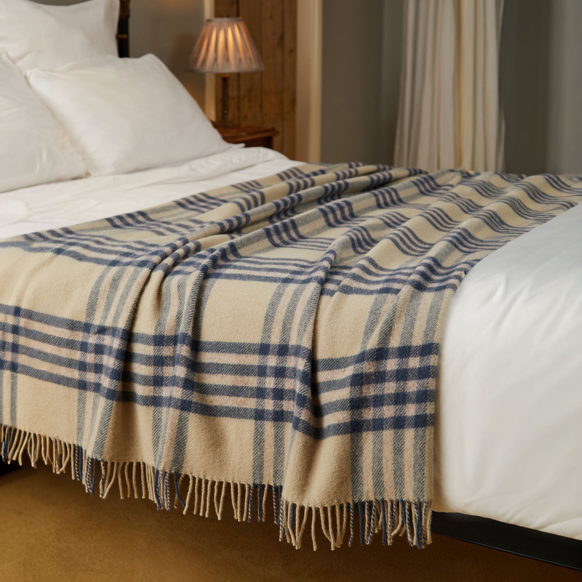 Hex Blue Check - Lambswool Throw 150x240cm