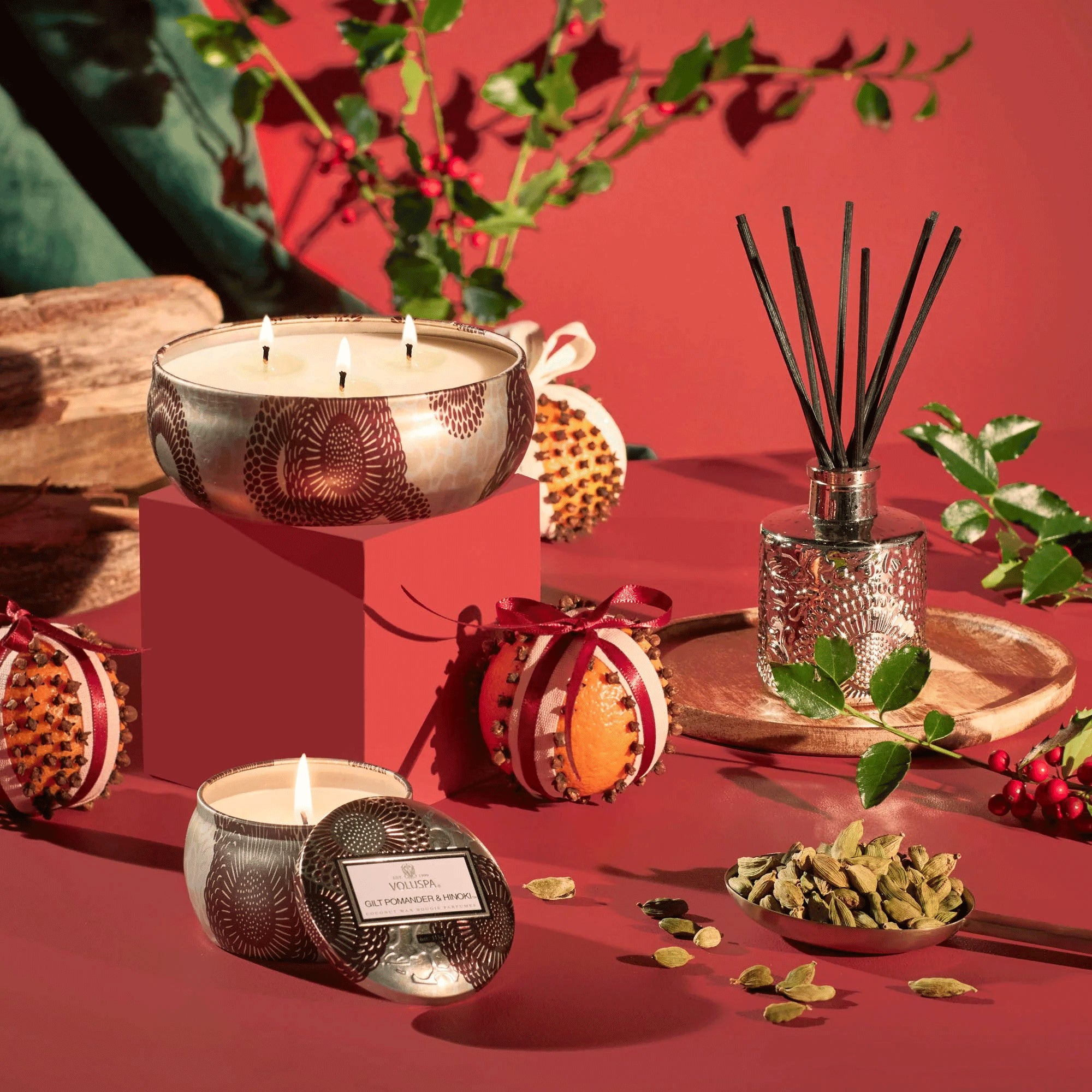 Voluspa - Gilt Pomander & Hinoki Reed Diffuser 100ml