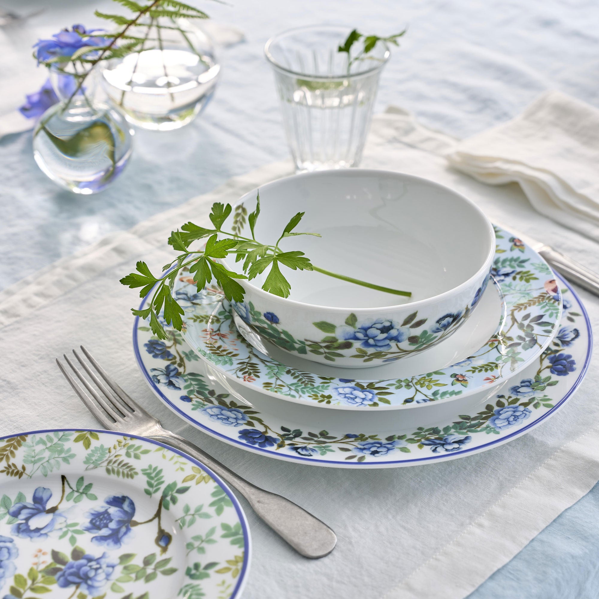 Designers Guild - Porcelaine De Chine Dinner Plate, Set of 4