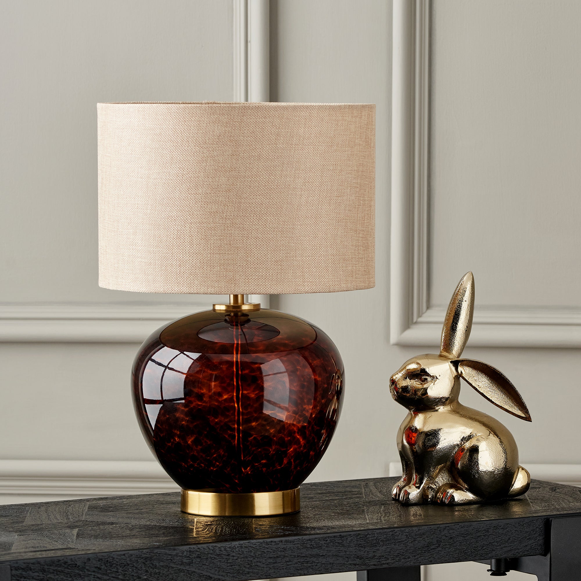 Lamya - Round Tortoiseshell Table Lamp