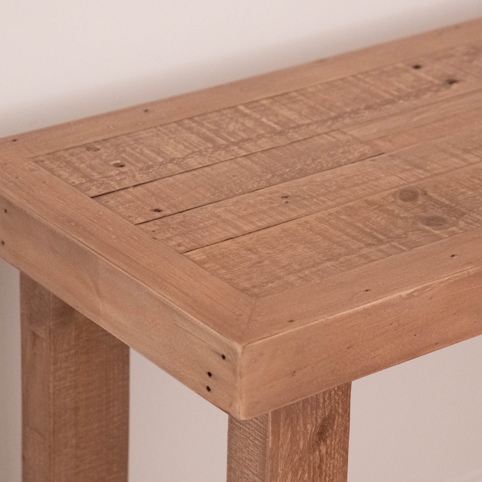 Oakmore - Console Table - Item As Pictured