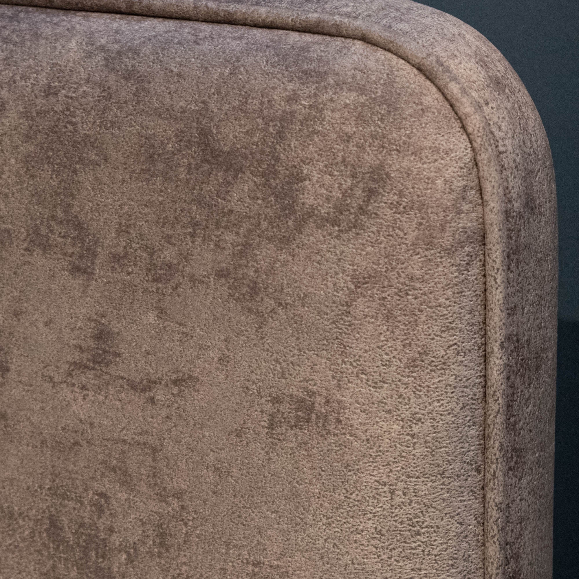 Hypnos Emily - King Strutted Headboard - Item As Pictured