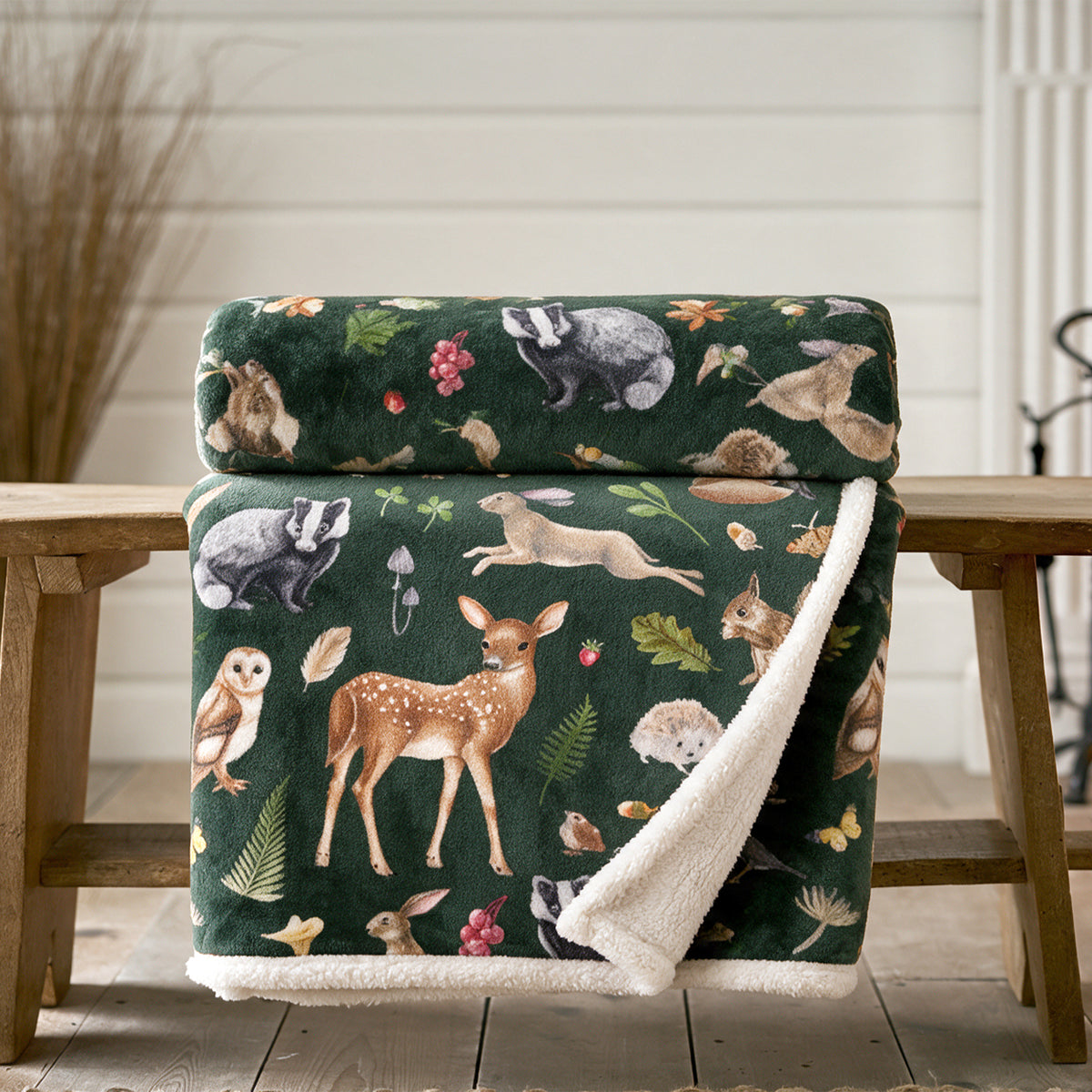 Wildlife Green - Large Throw 140x180cm