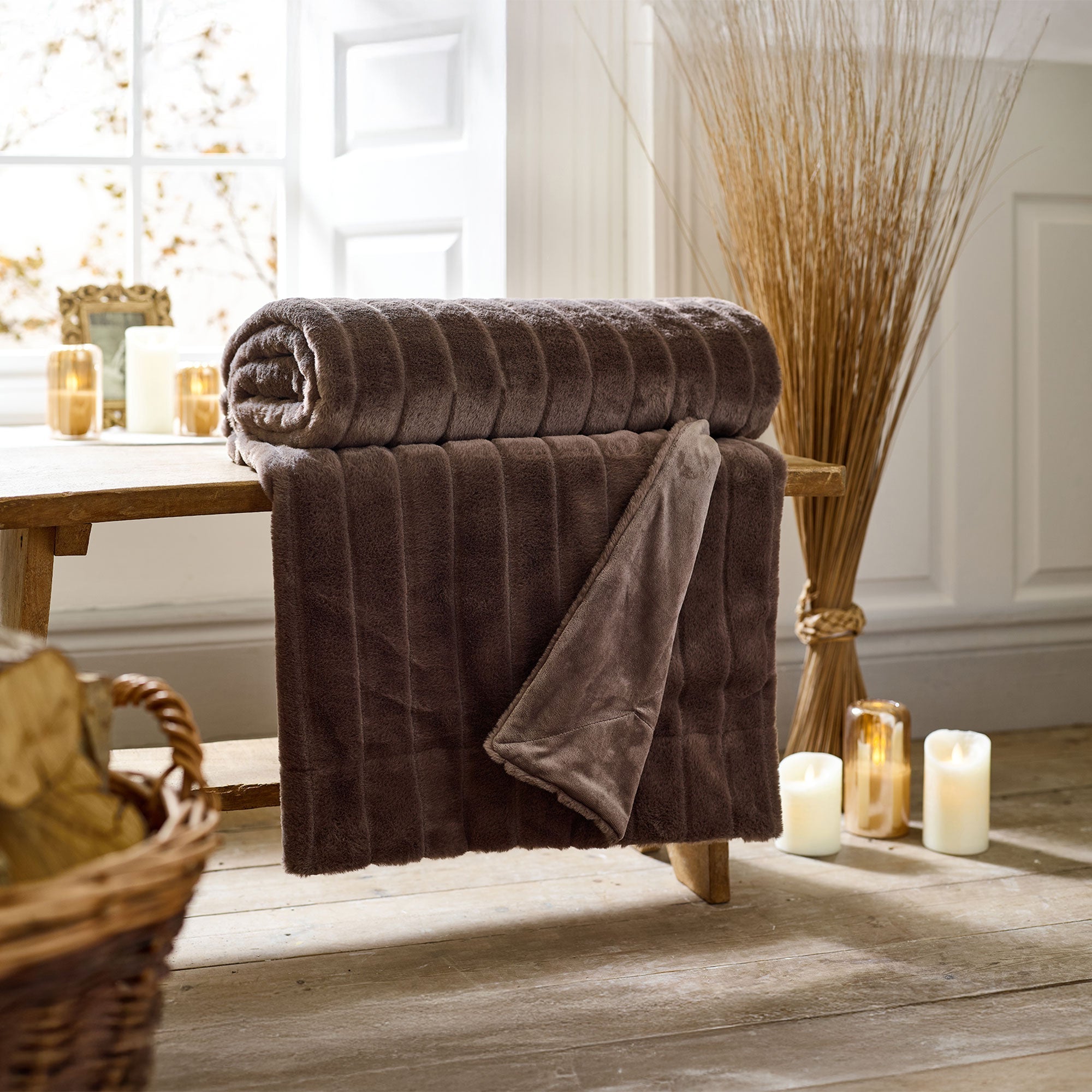 Hockley Mocha - Throw 150x200cm