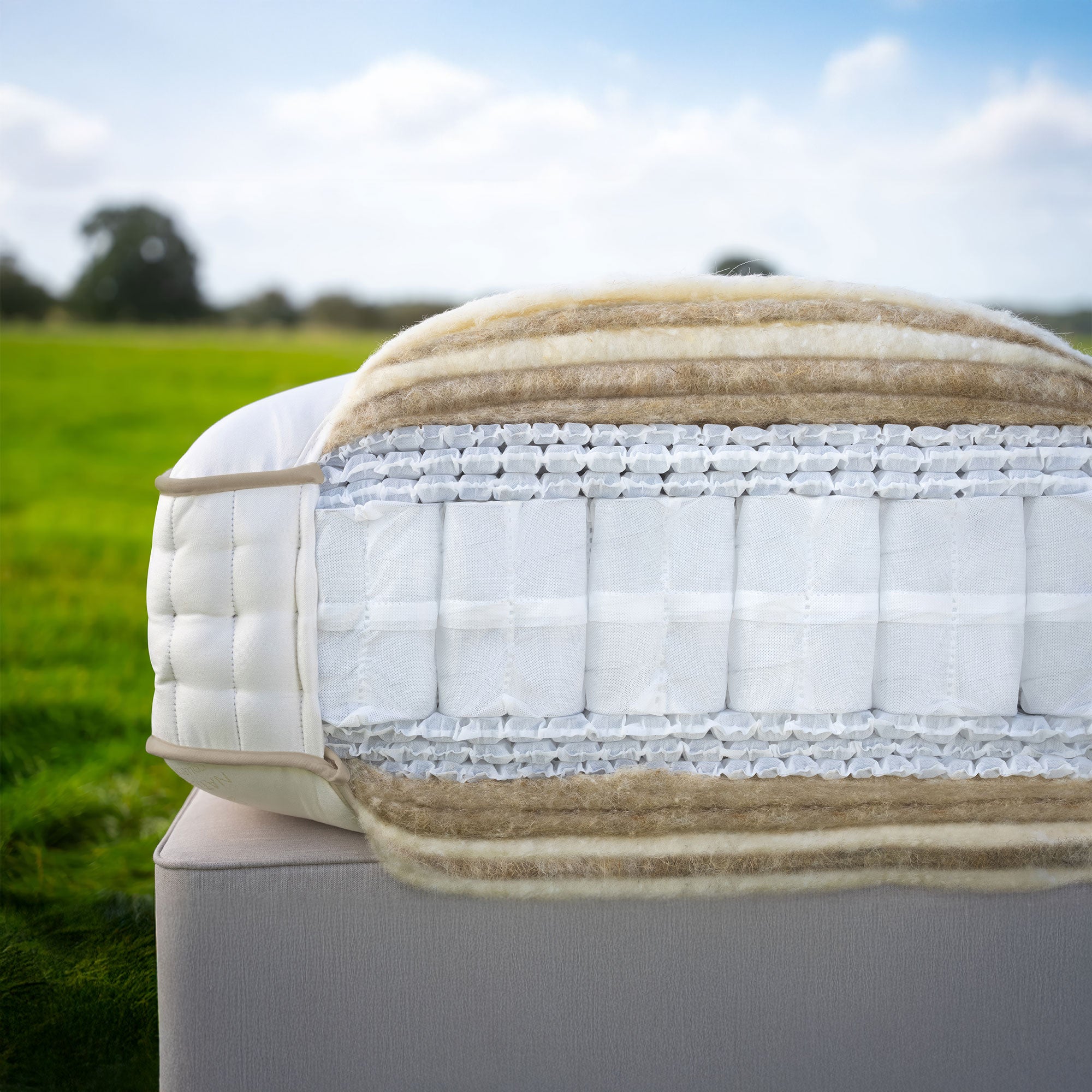 Harrison Spinks Caspian - Bed & Mattress Set