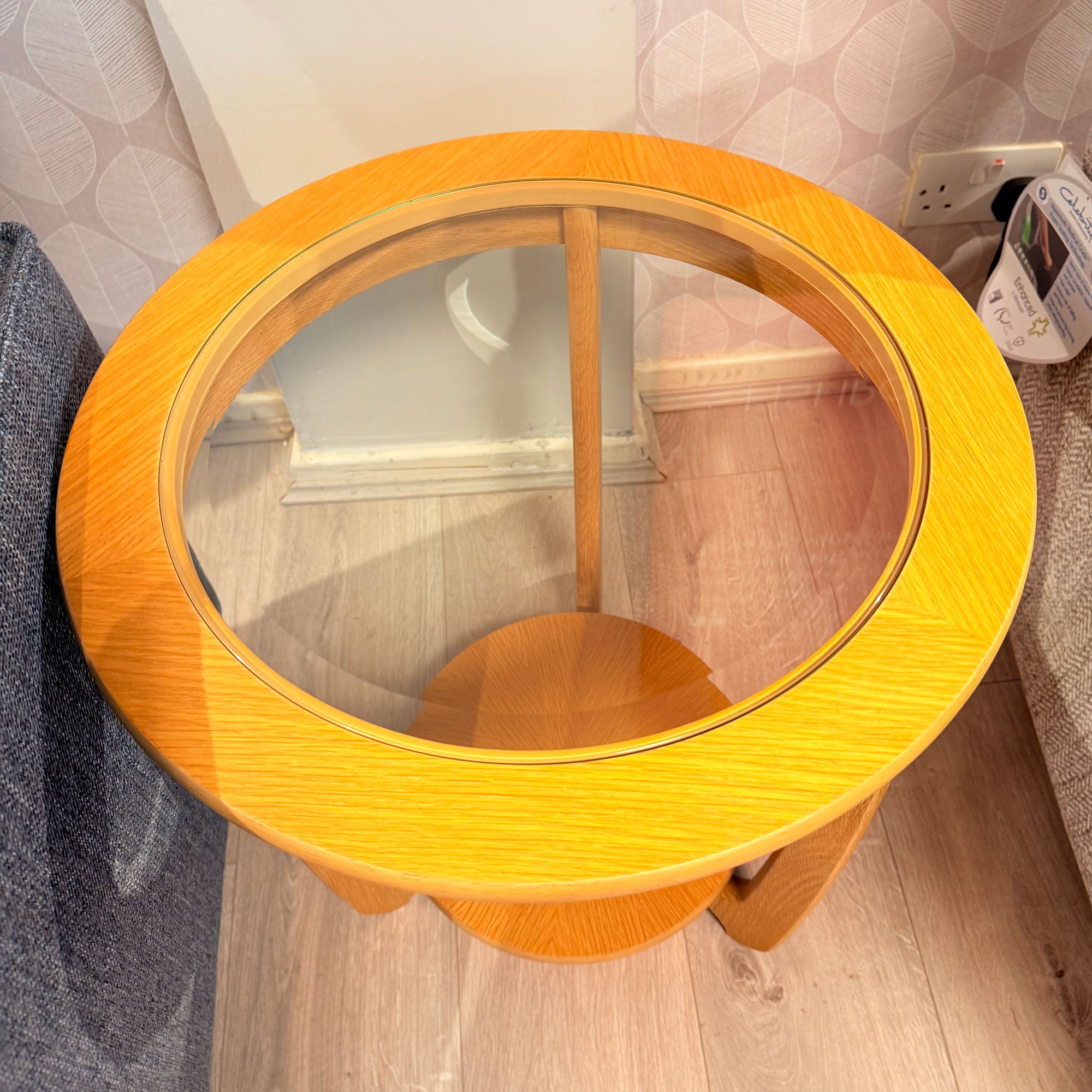 Contour - Lamp Table With Glass Top - Item As Pictured