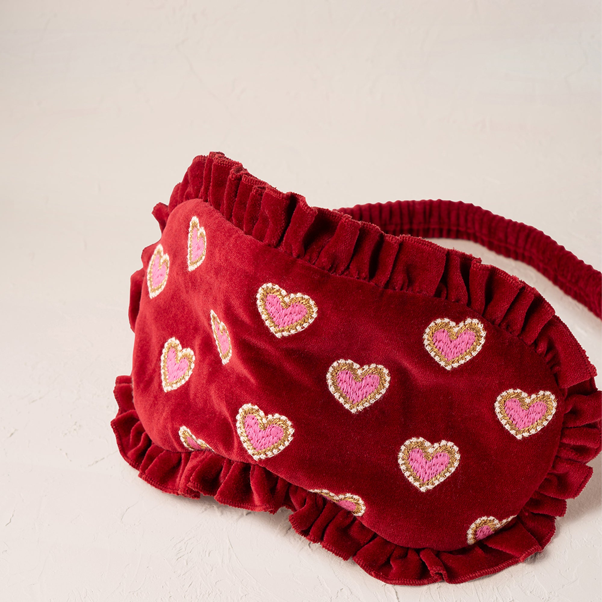 Elizabeth Scarlett Love Hearts - Eye Mask, Rouge