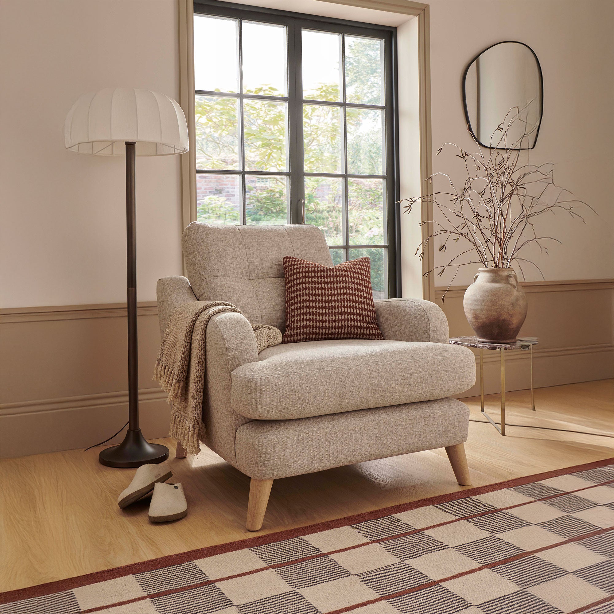 Astor - Standard Chair, Fabric