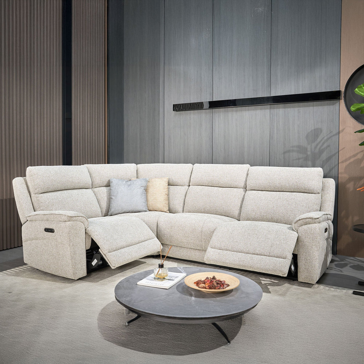 Lyceum - 2.5 Seat RHF Corner Sofa Power Recliner, Fabric