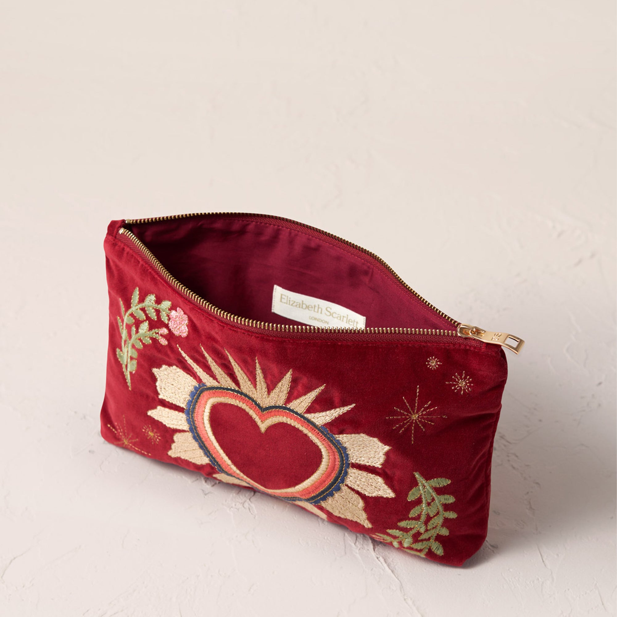 Elizabeth Scarlett Enchanted Heart - Everyday Pouch, Rouge